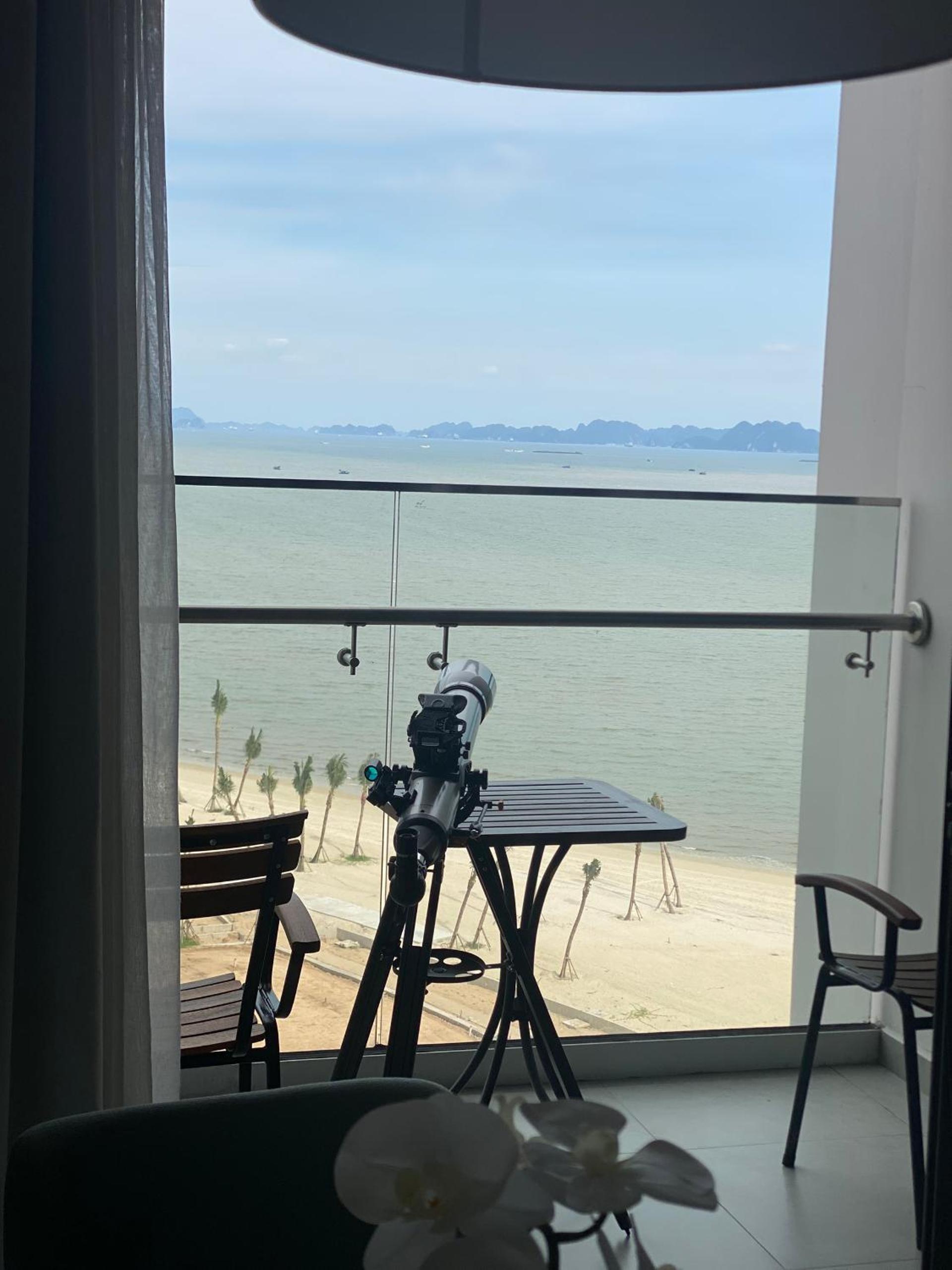 Căn hộ cao cấp tại ALaCarte Ha Long Bay Hotel Residence view 3