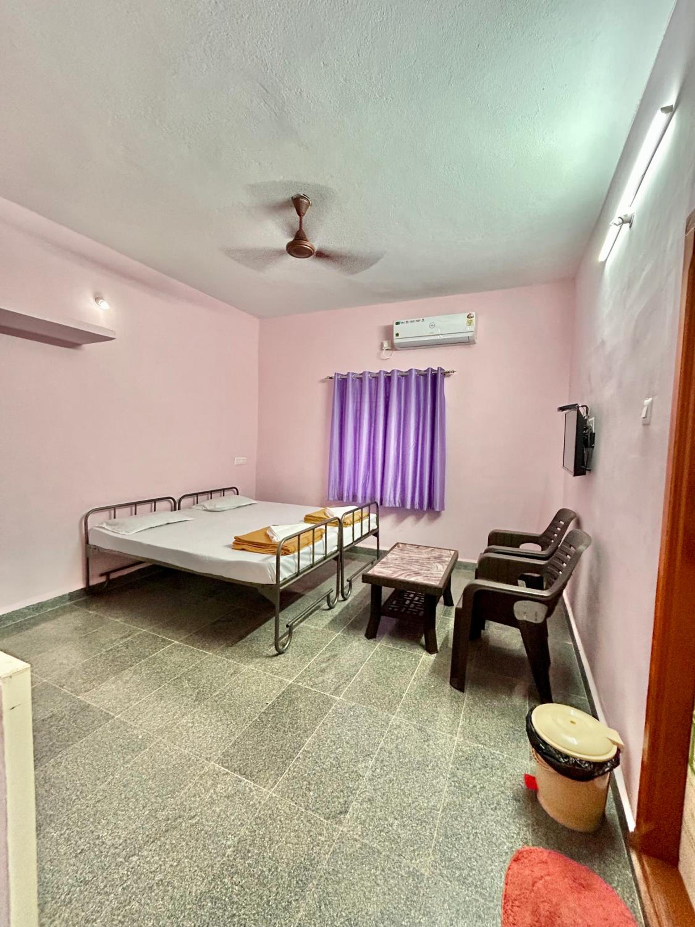 Veerashaiva Yatri Nivasa