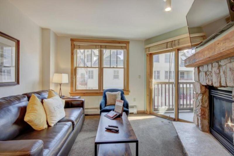 1 Bedroom Mountain Condo In River Run Village With Expansive Mountain Views And Walking Distance To Ski Slopes view 4