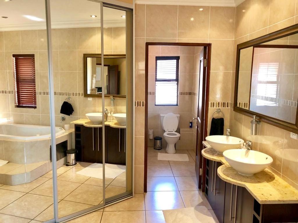 Villa on 8 Pecanwood view 5