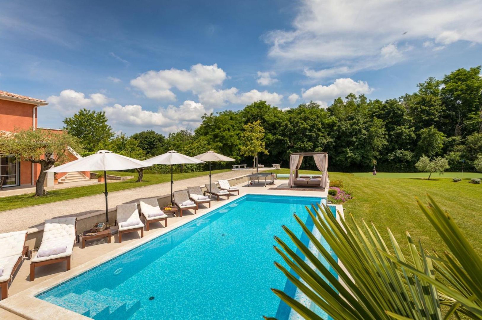 Villa Village by Villsy - with heated pool, spa, private tennis court, golf court, basketball court and playroom