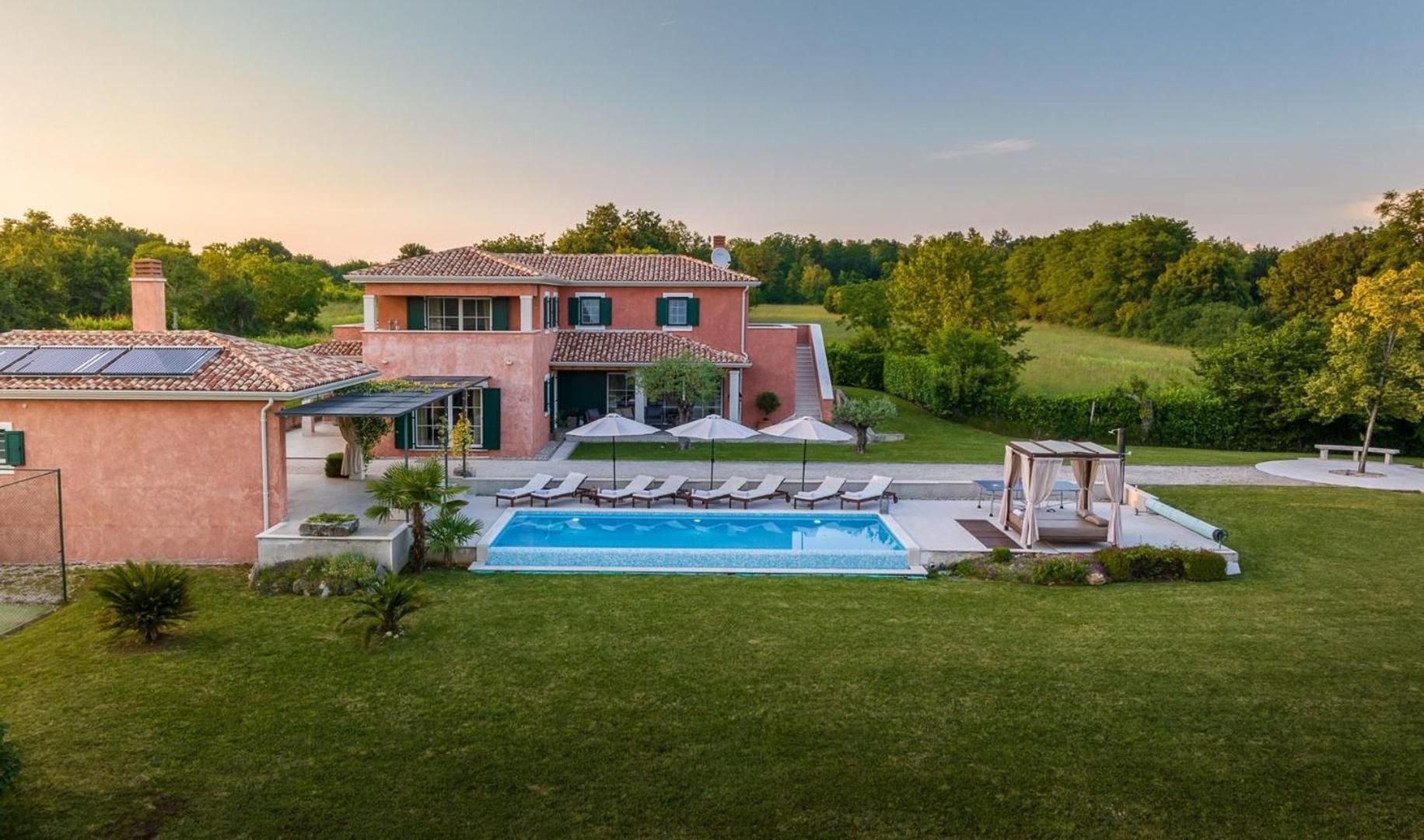 Villa Village by Villsy - with heated pool, spa, private tennis court, golf court, basketball court and playroom