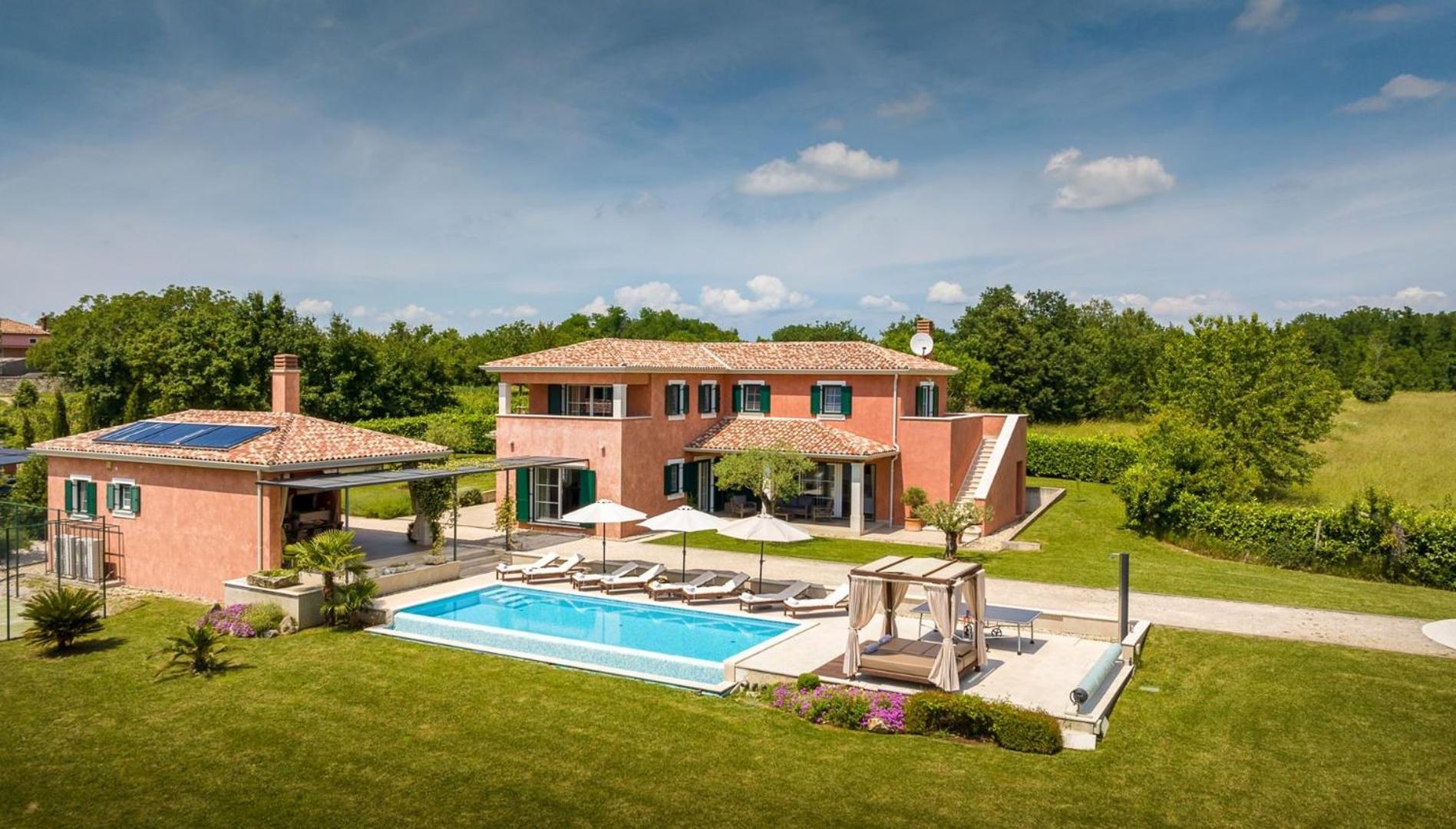 Villa Village by Villsy - with heated pool, spa, private tennis court, golf court, basketball court and playroom