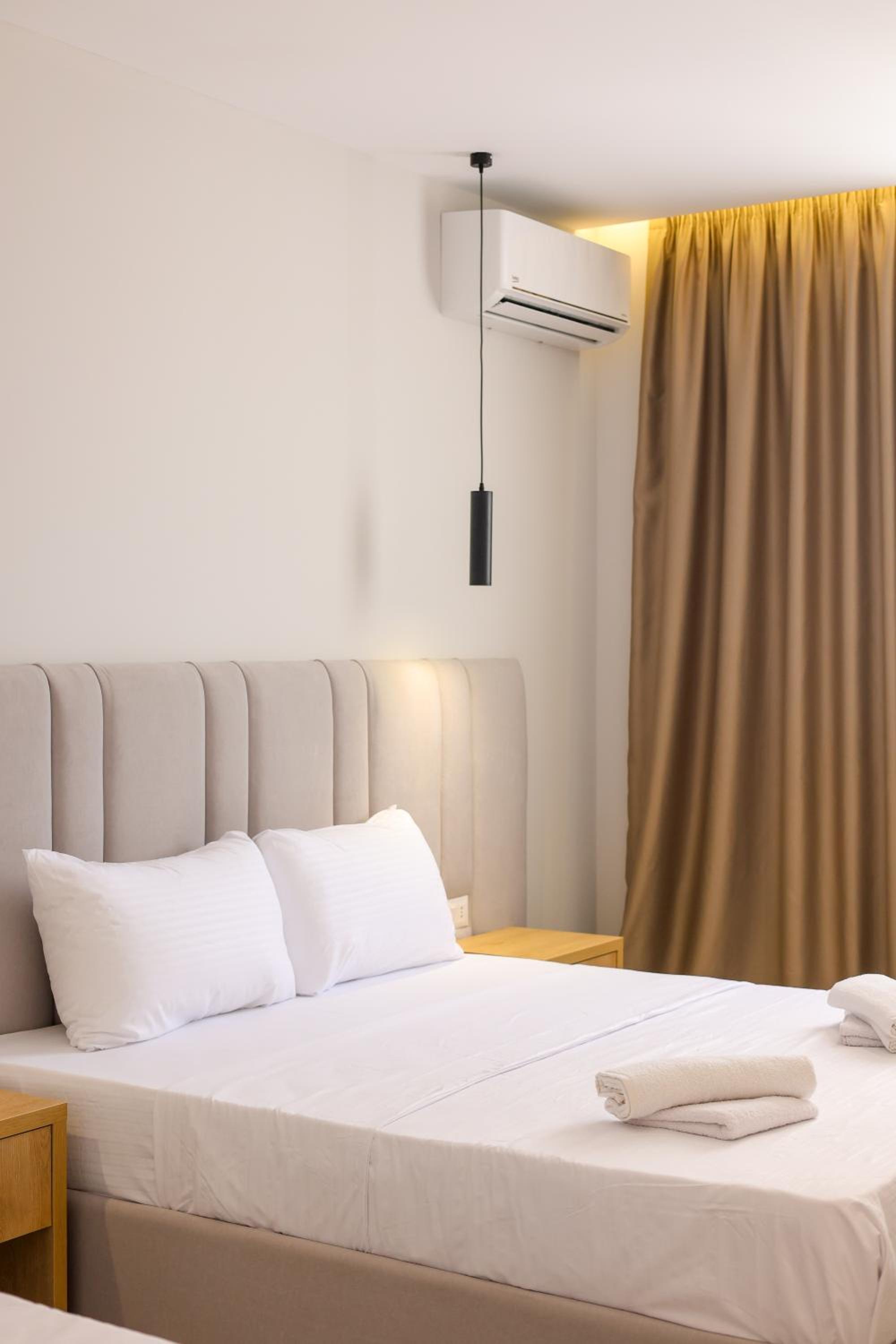 Blue Studios by Comfort Suites