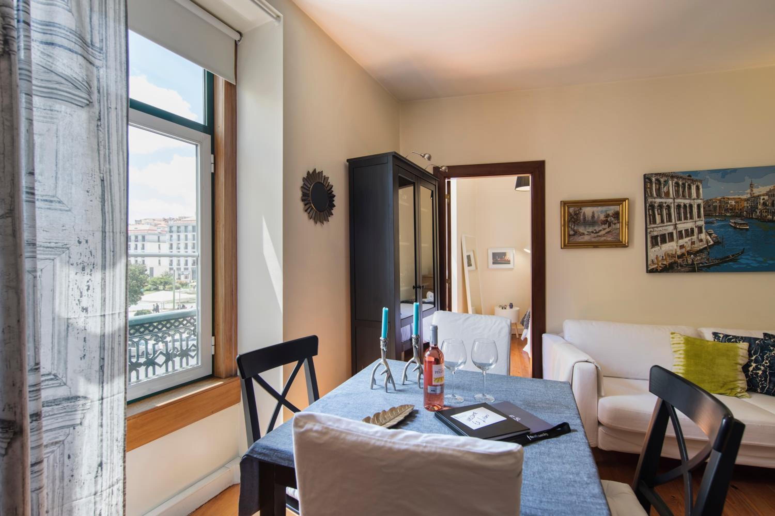 Cozy Central Lisbon Flat Martim Moniz