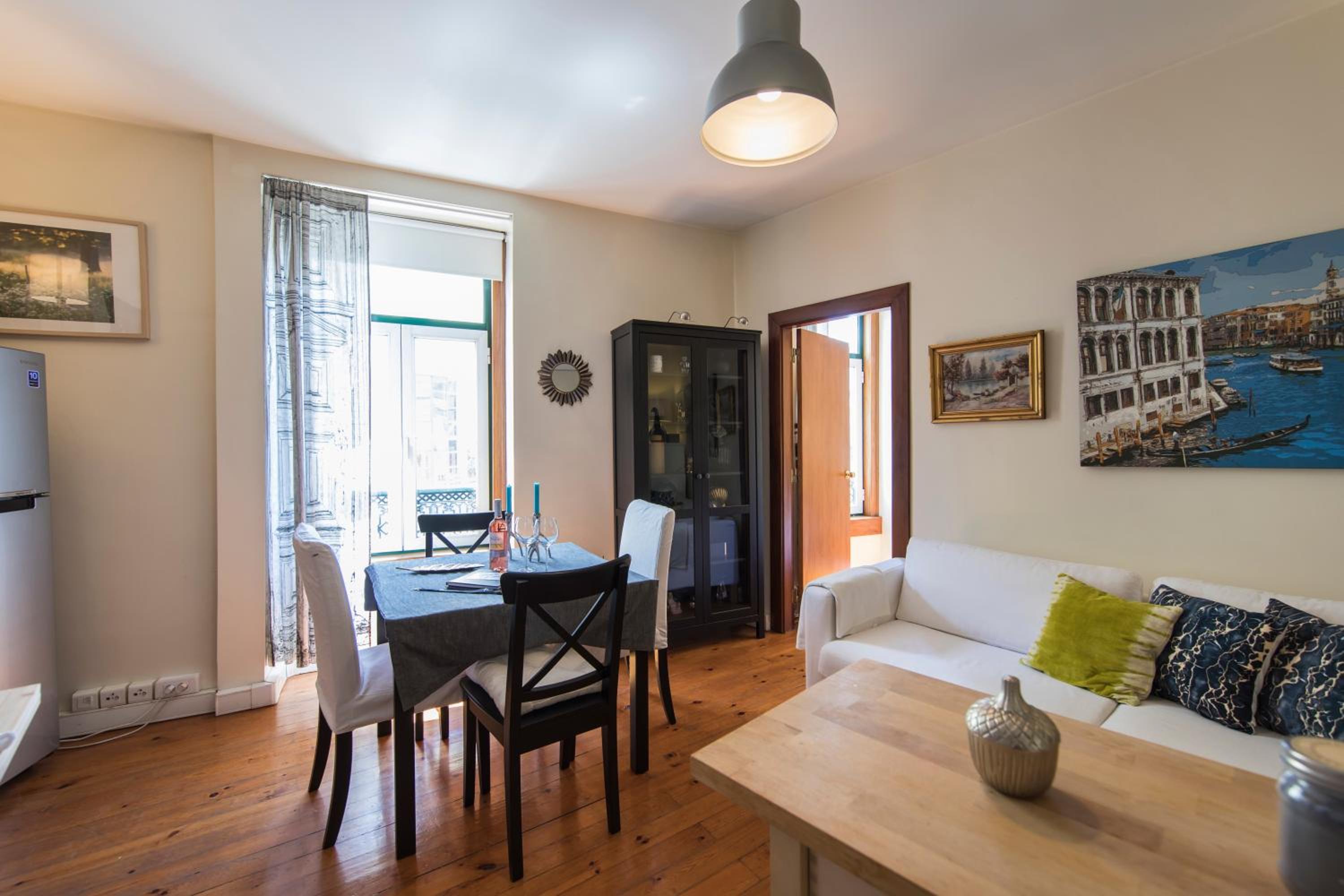 Cozy Central Lisbon Flat Martim Moniz