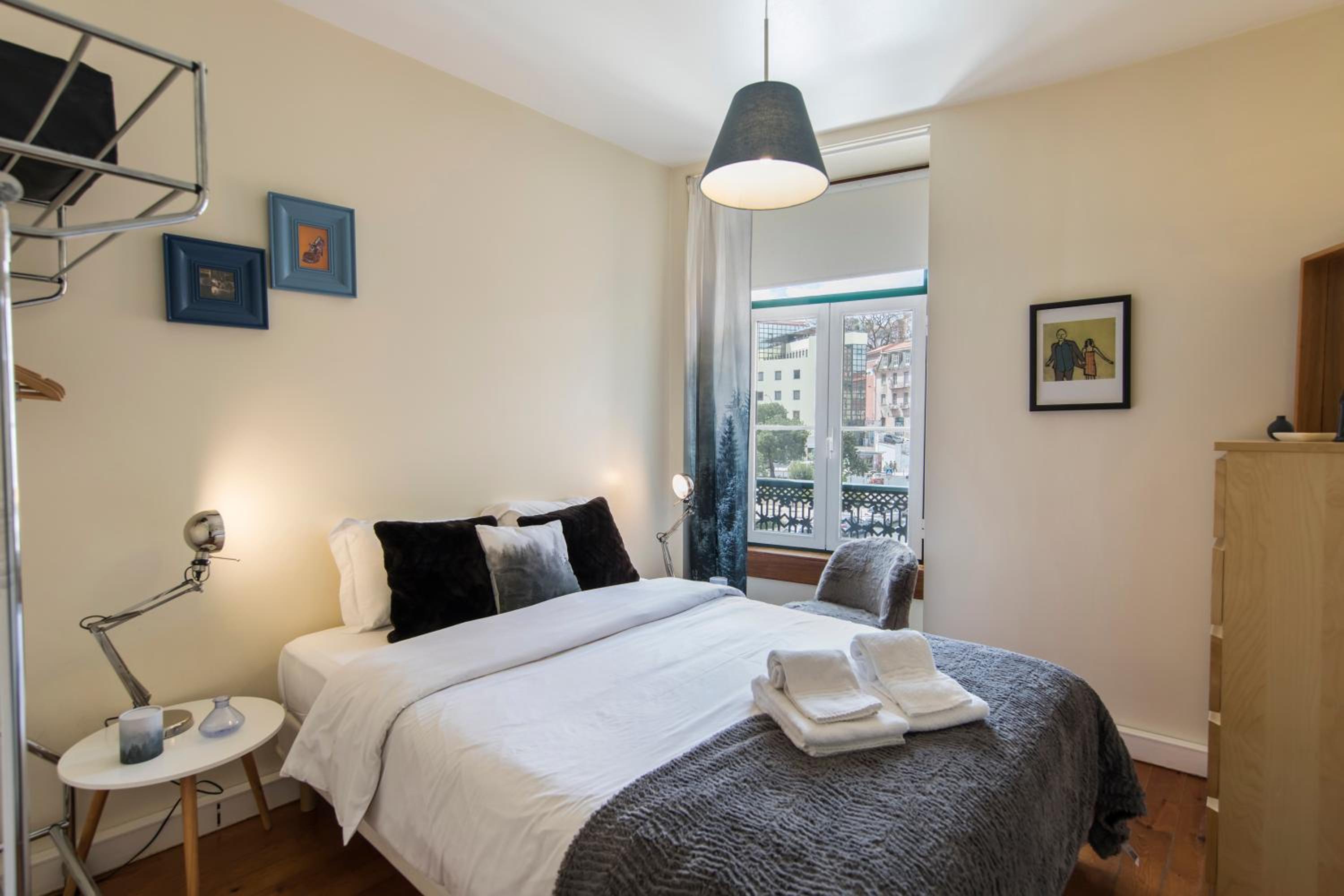 Cozy Central Lisbon Flat Martim Moniz