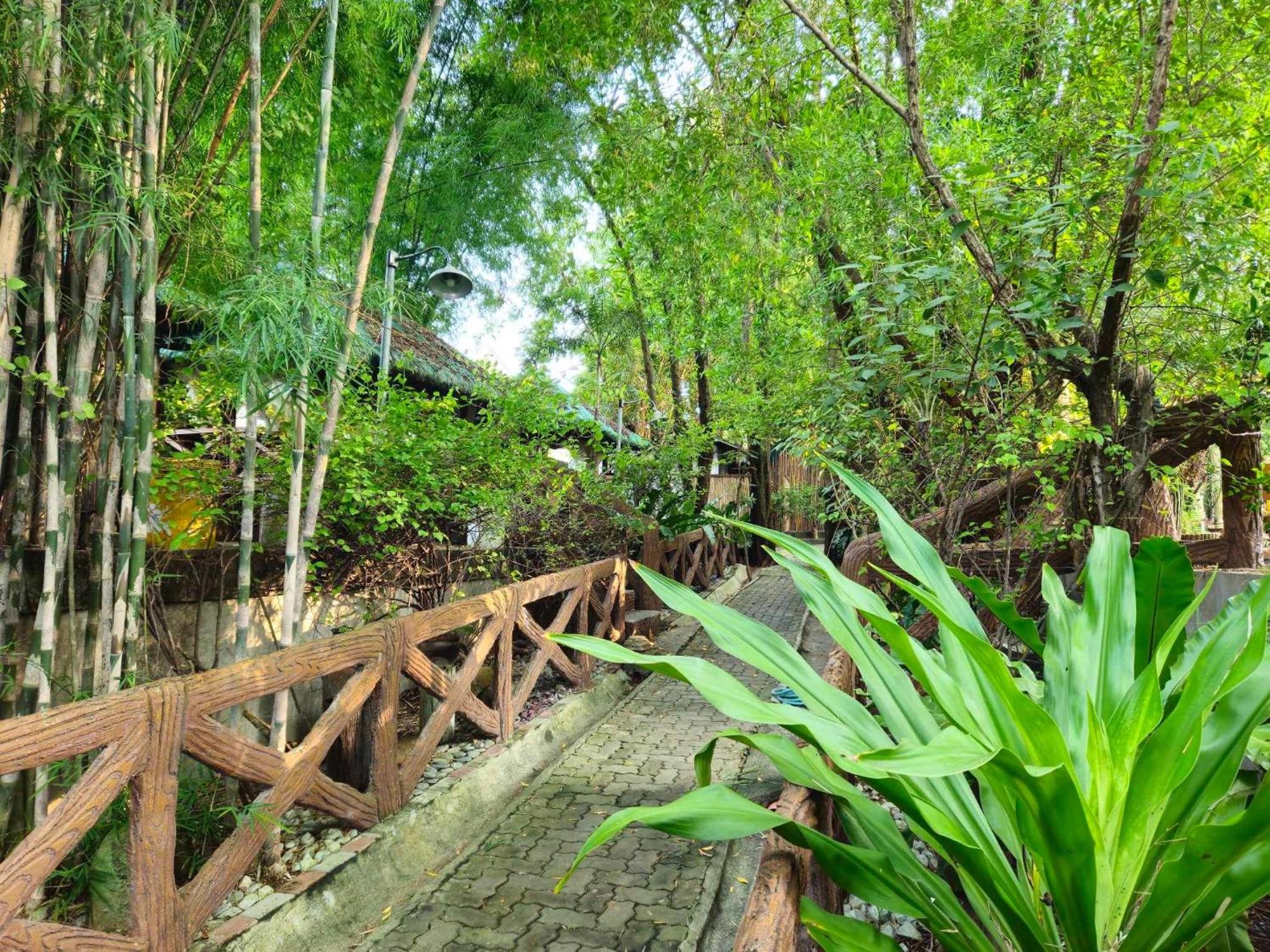 Pook ni Urduja Resort view 2