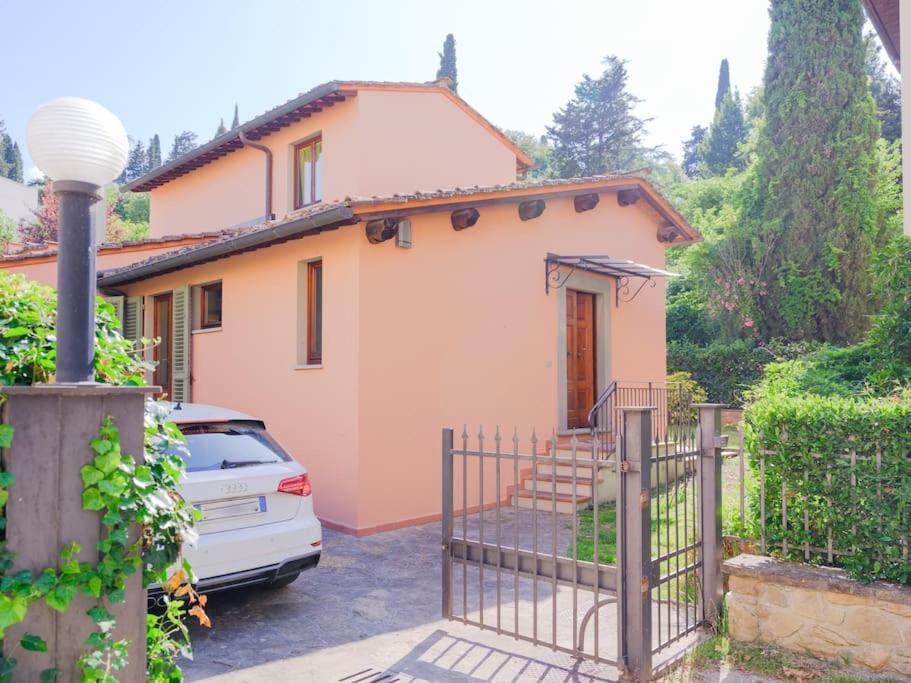 Stalla - Villa with garden in the historic center