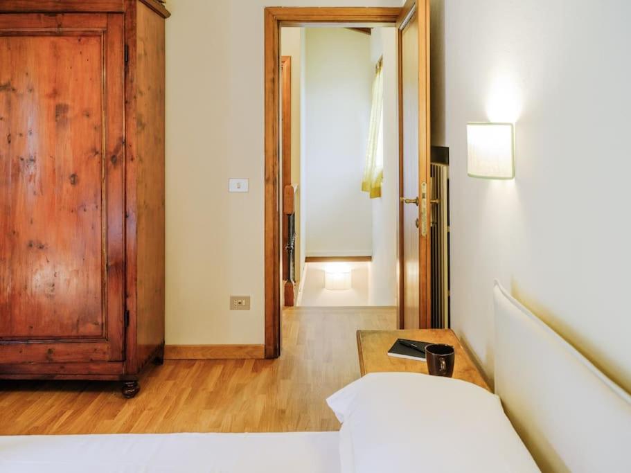 Stalla - Villa with garden in the historic center
