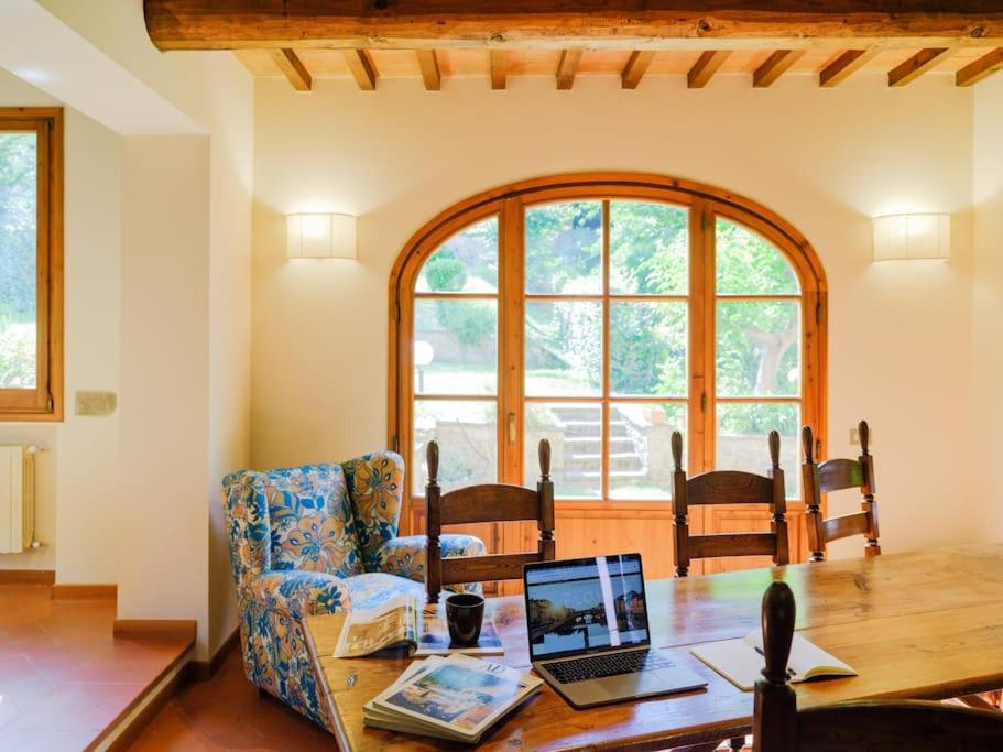 Stalla - Villa with garden in the historic center