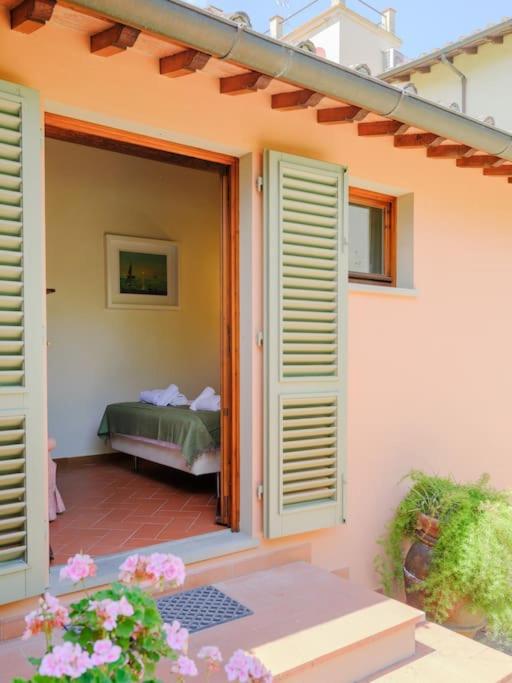 Stalla - Villa with garden in the historic center