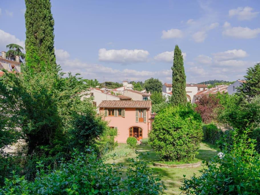 Stalla - Villa with garden in the historic center