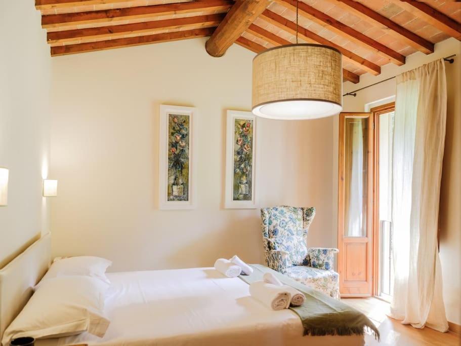 Stalla - Villa with garden in the historic center