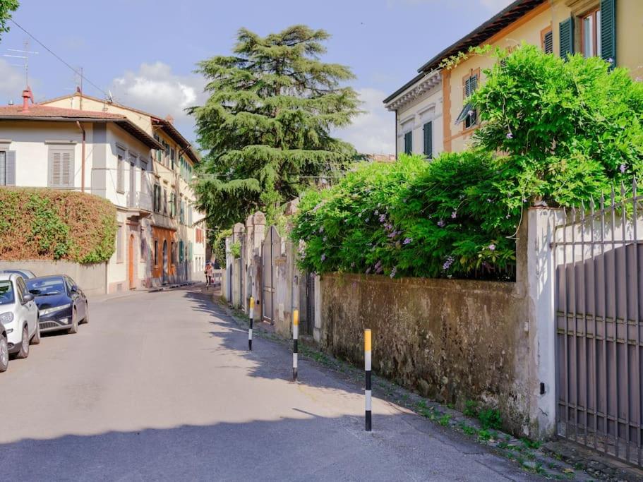 Stalla - Villa with garden in the historic center