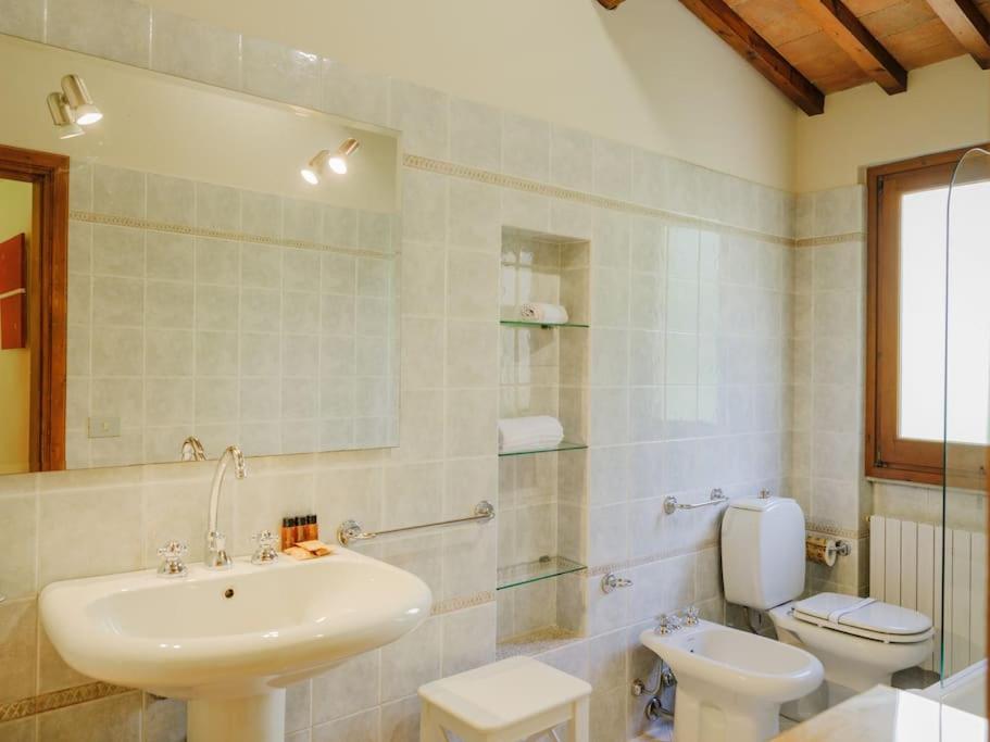 Stalla - Villa with garden in the historic center