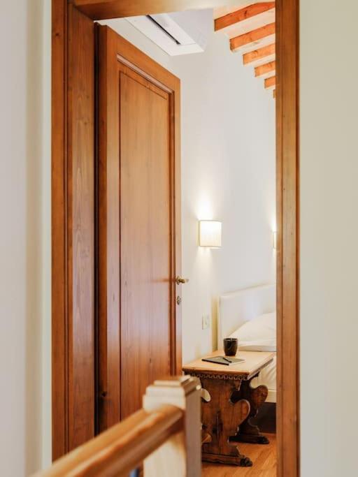 Stalla - Villa with garden in the historic center