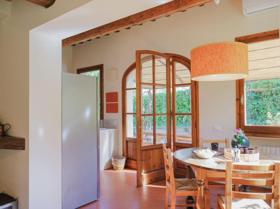 Stalla - Villa with garden in the historic center