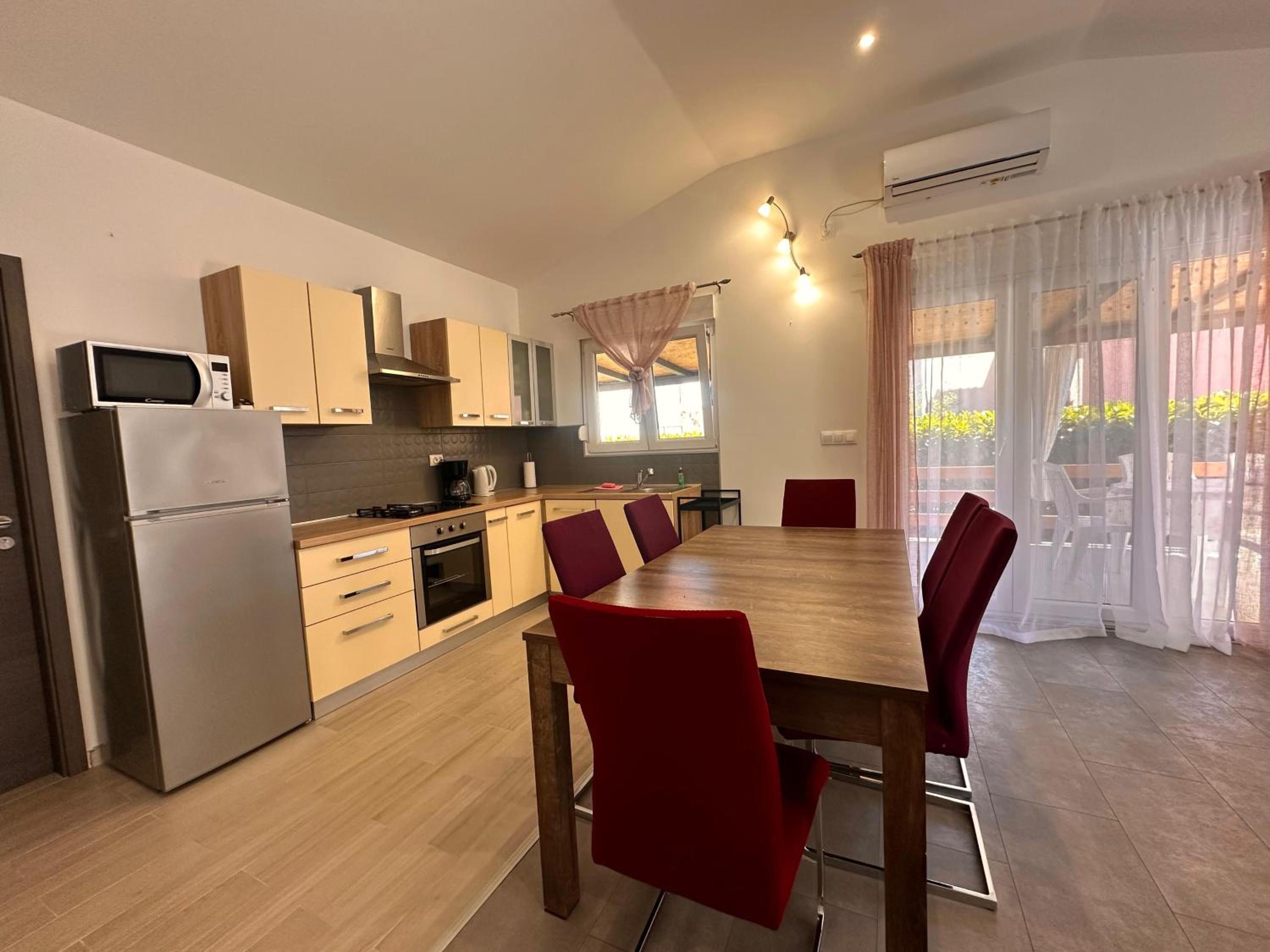 Holiday Home Pakoštane en Pakoštane — kitchen