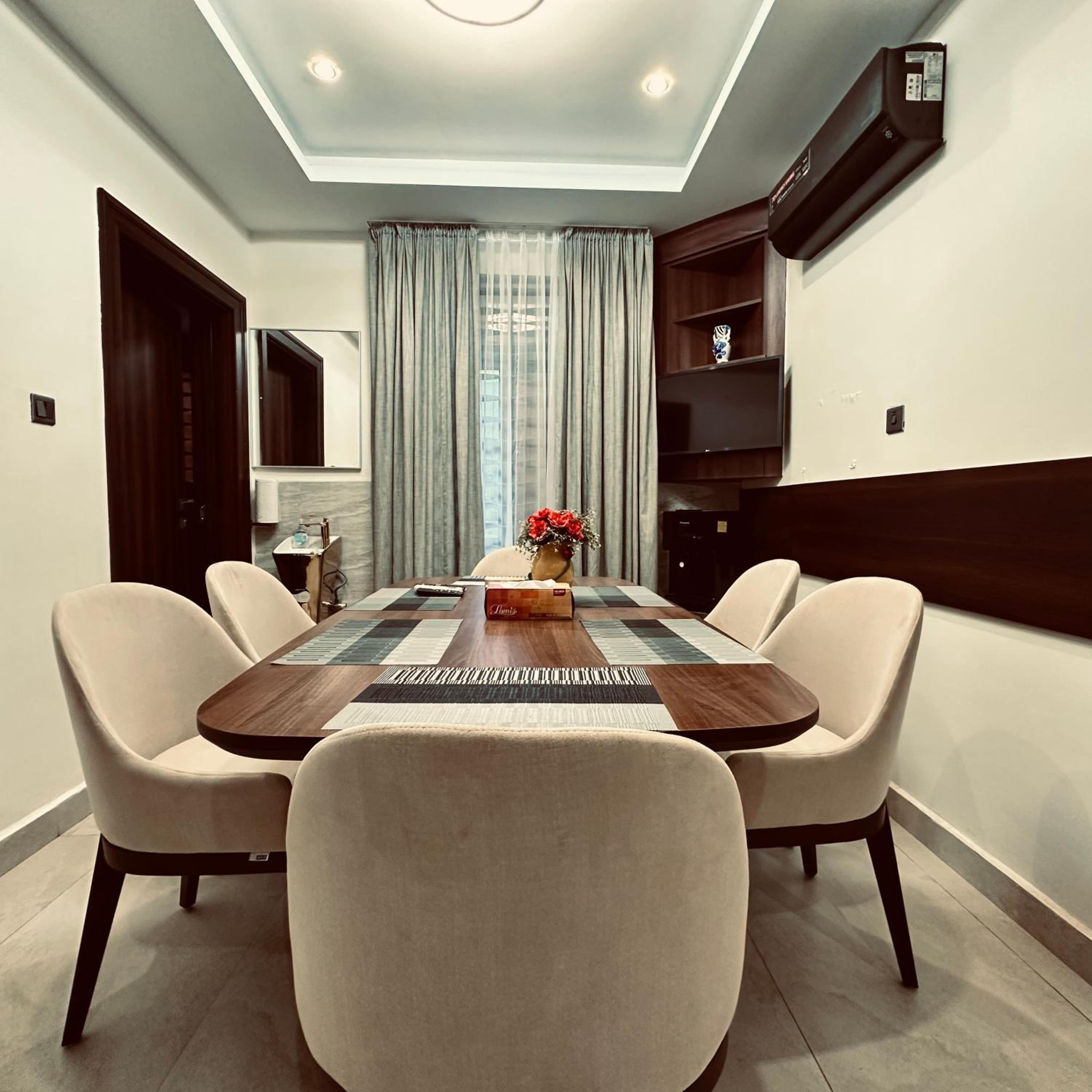 meeting & event spaces