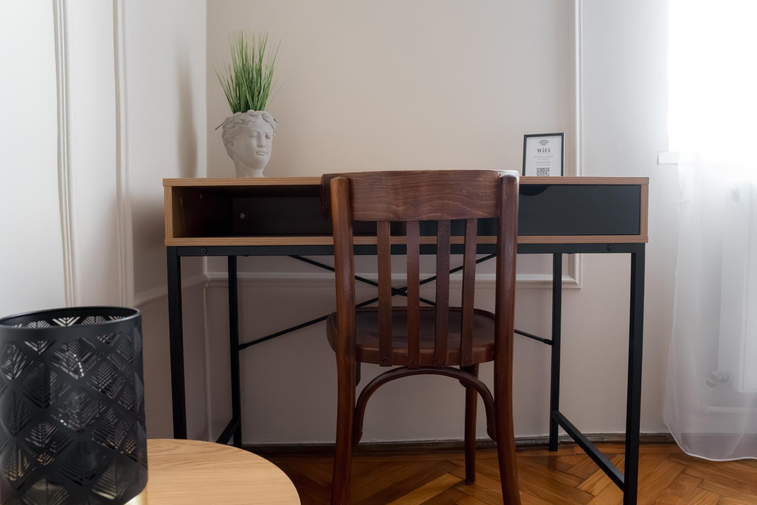 Studio Horea view 5