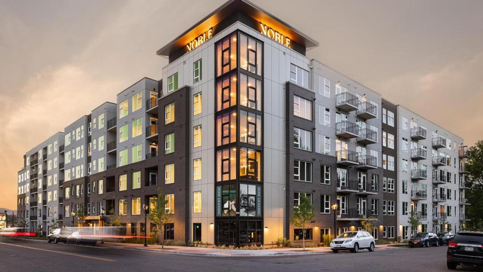 Landing at Noble - 2 Bedrooms in Englewood view 2