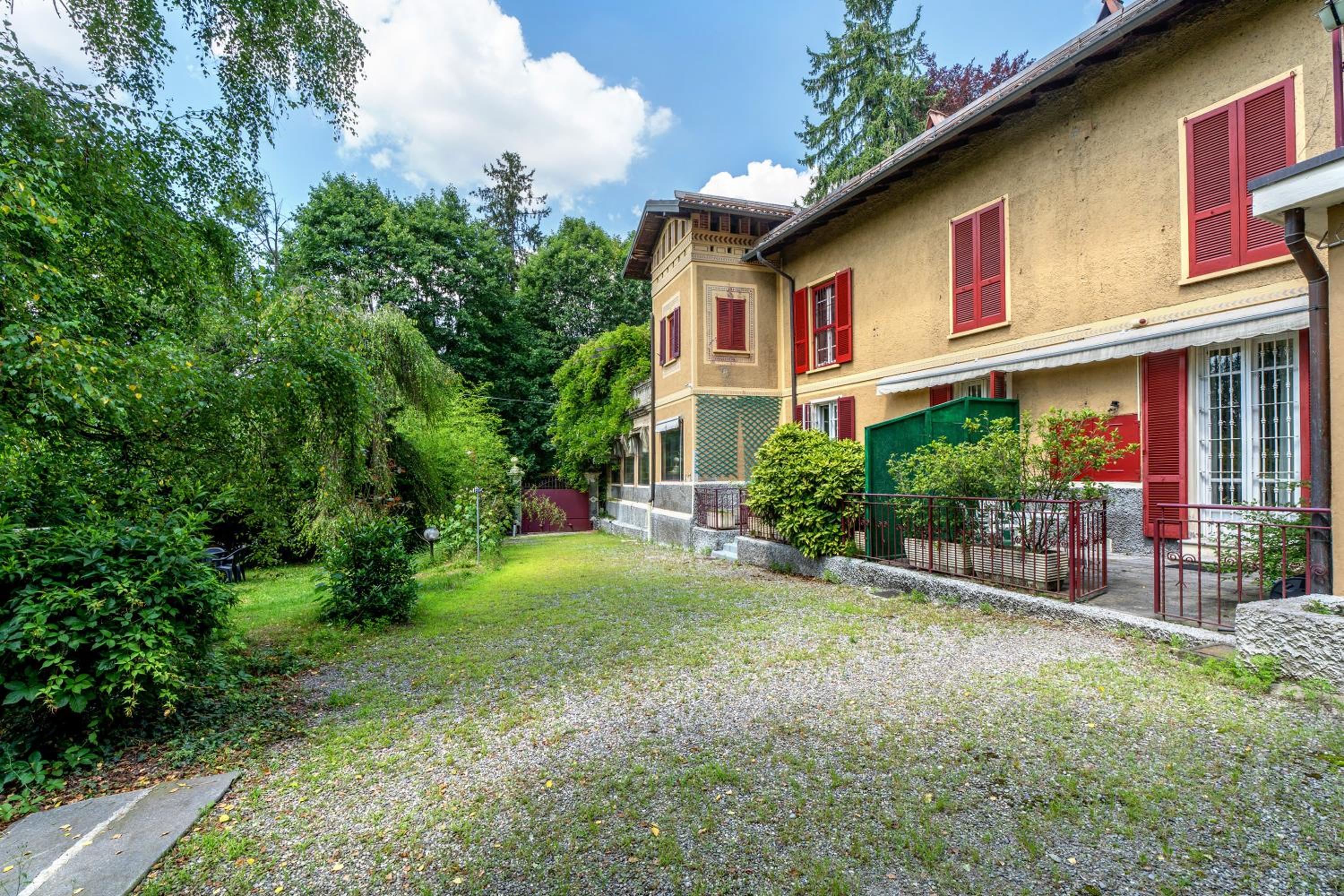 Varese Vacations - Suite con camino e terrazza - Property Image 2