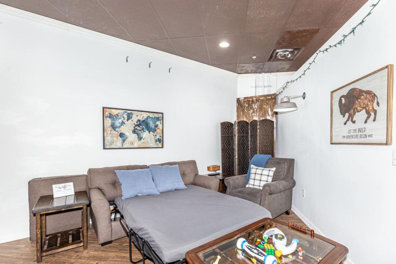Your Next Cozy Retreat Friends Pets Welcome view 3