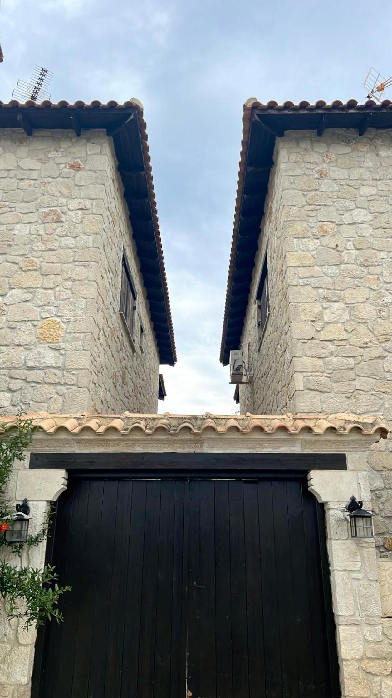 Sea and Stone Villa