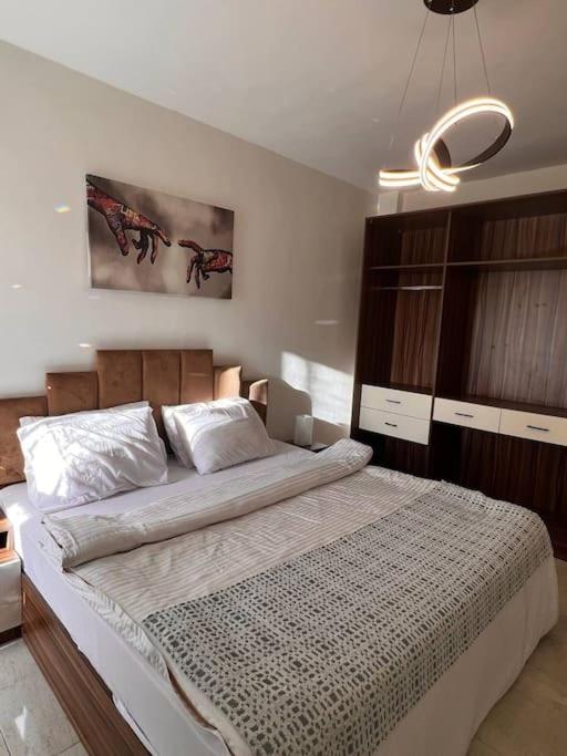 Magnificent 2bdr Hotel Apt Madinaty