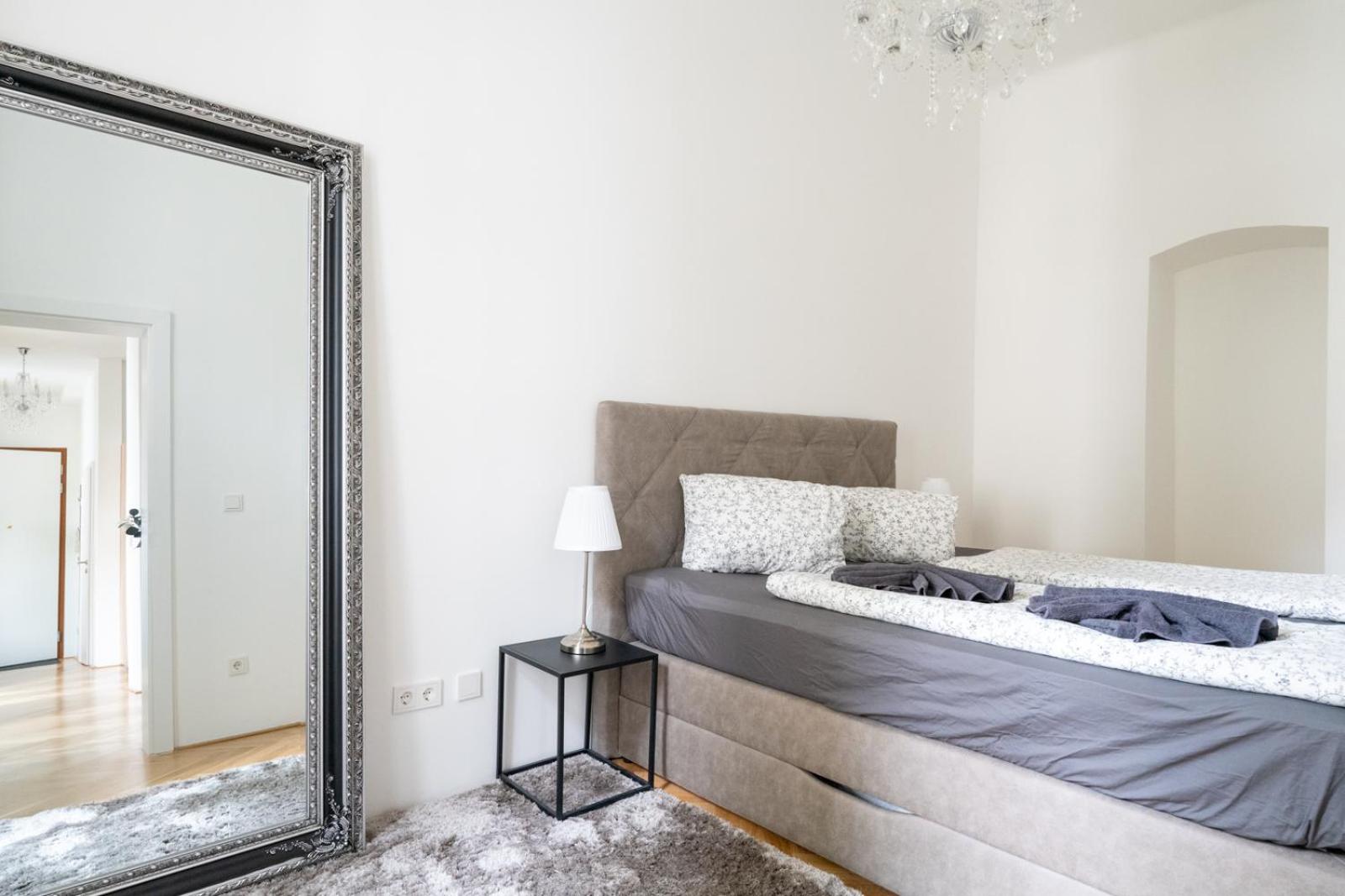 Luxurious Viennese Old Style Apartment