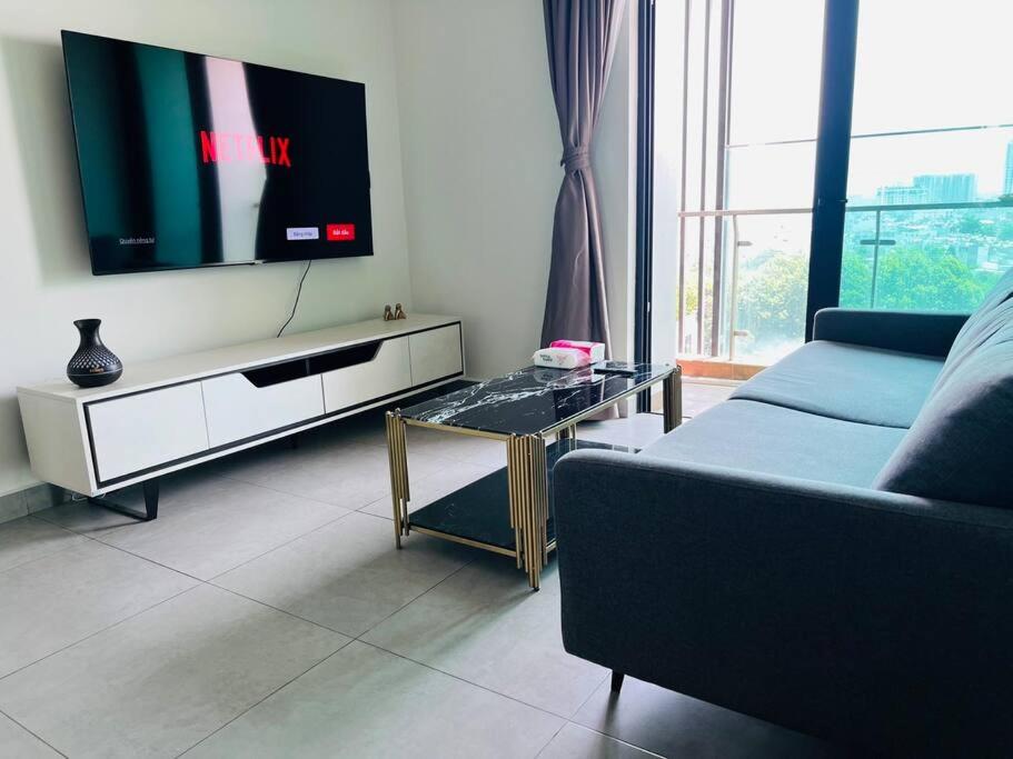 1 room Feliz en vista căn hộ sang trọng