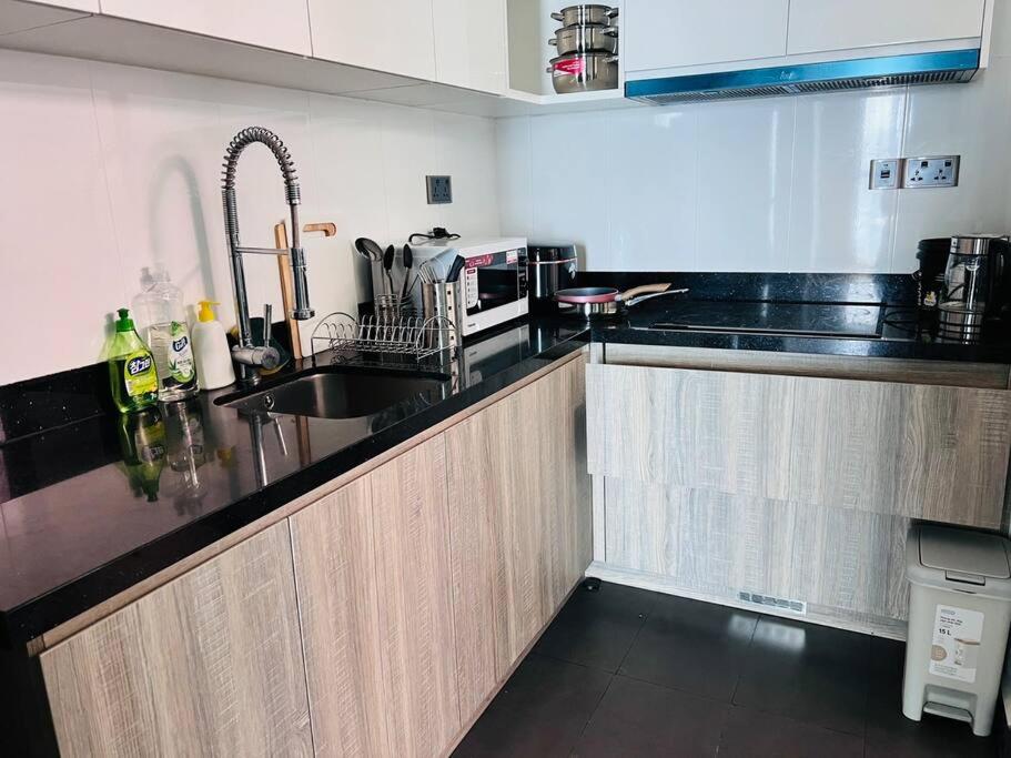 1 room Feliz en vista căn hộ sang trọng