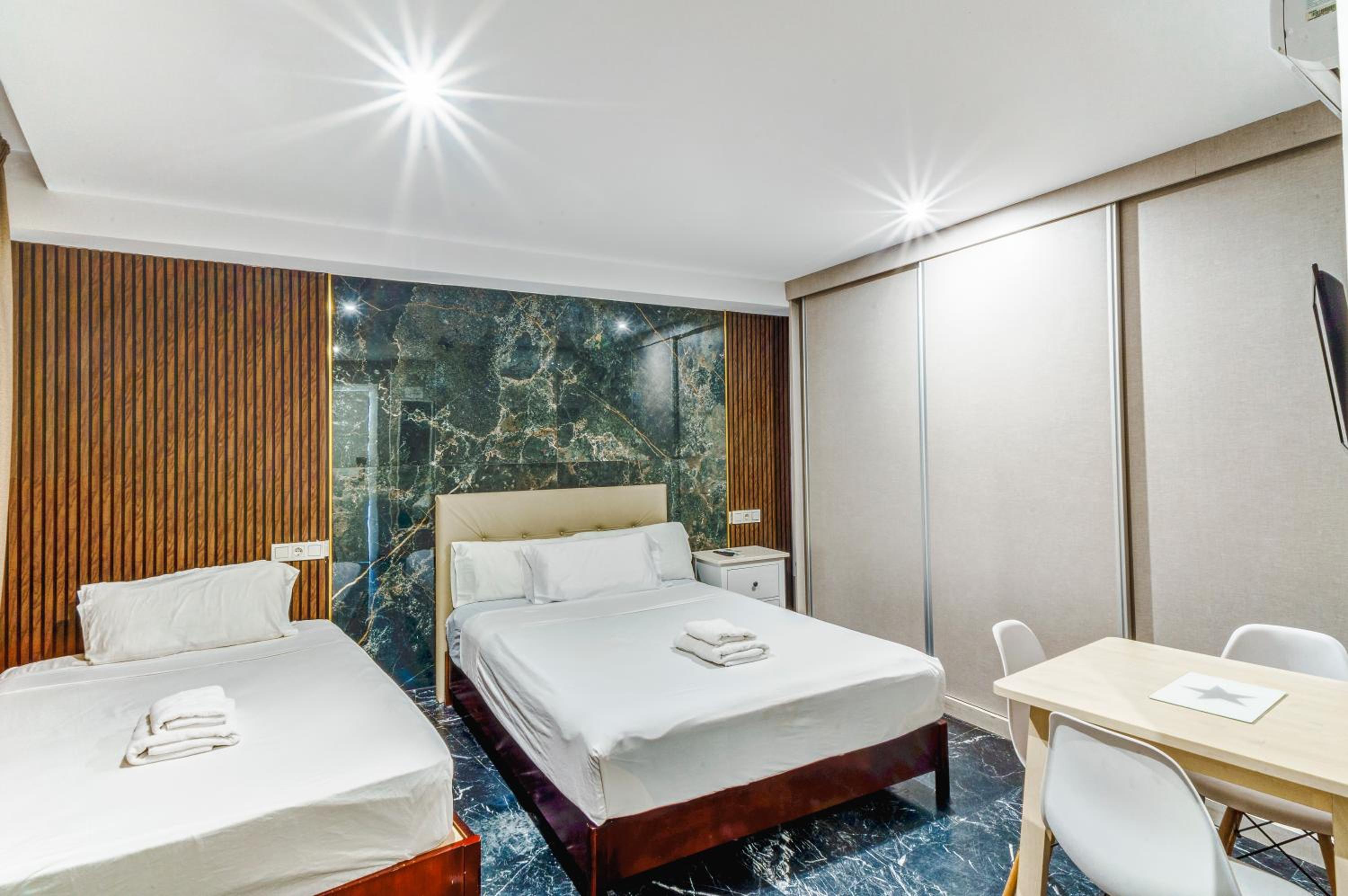 Costa Marbella Star Light