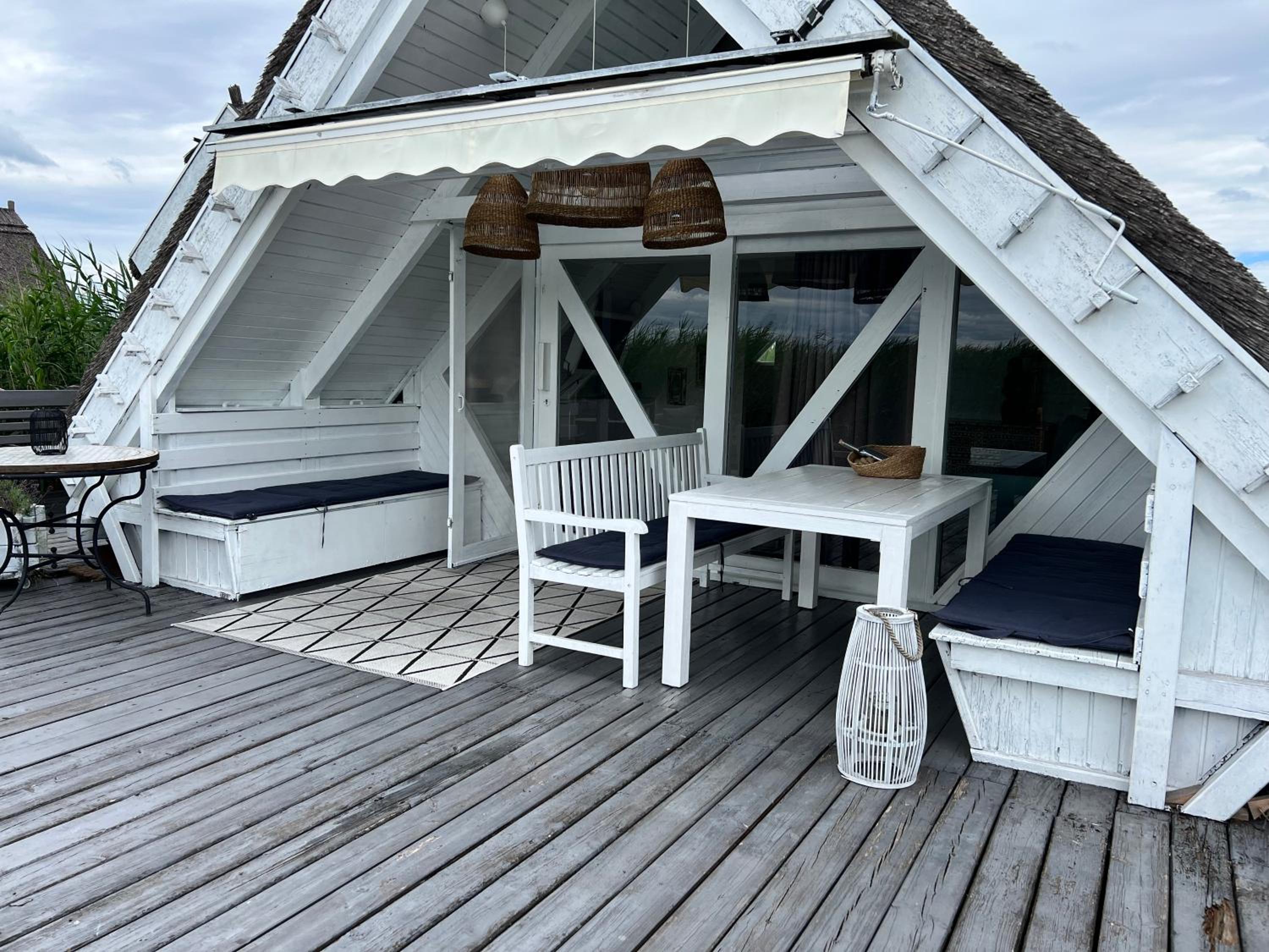 Seehütte Neusiedlersee - Seehaus inklusive Elektroboot