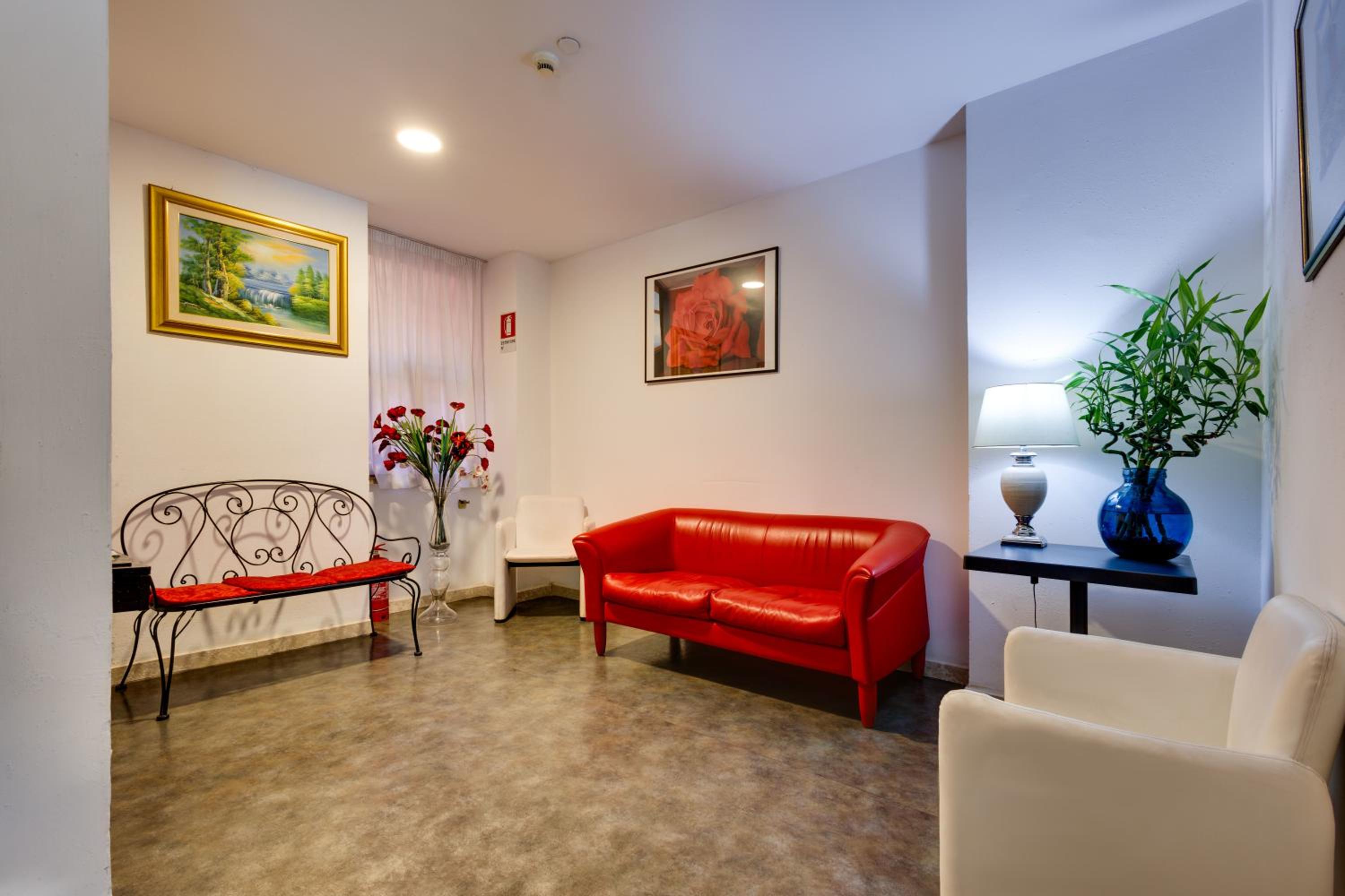 Hotel Terminal - Image 5