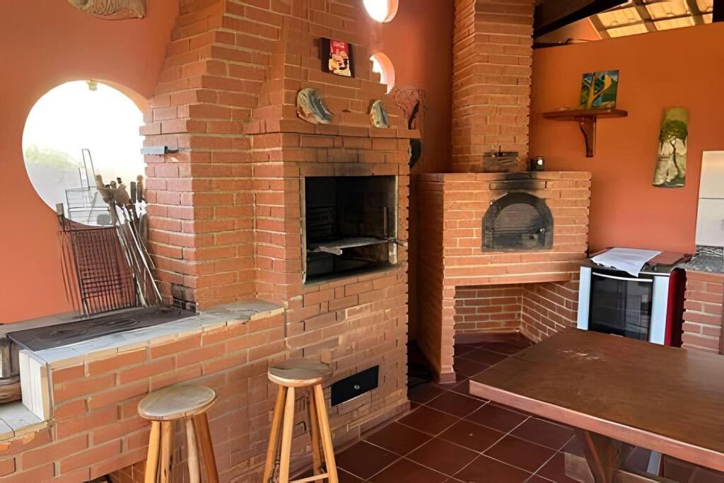 Casa com piscina em Ubatuba H1