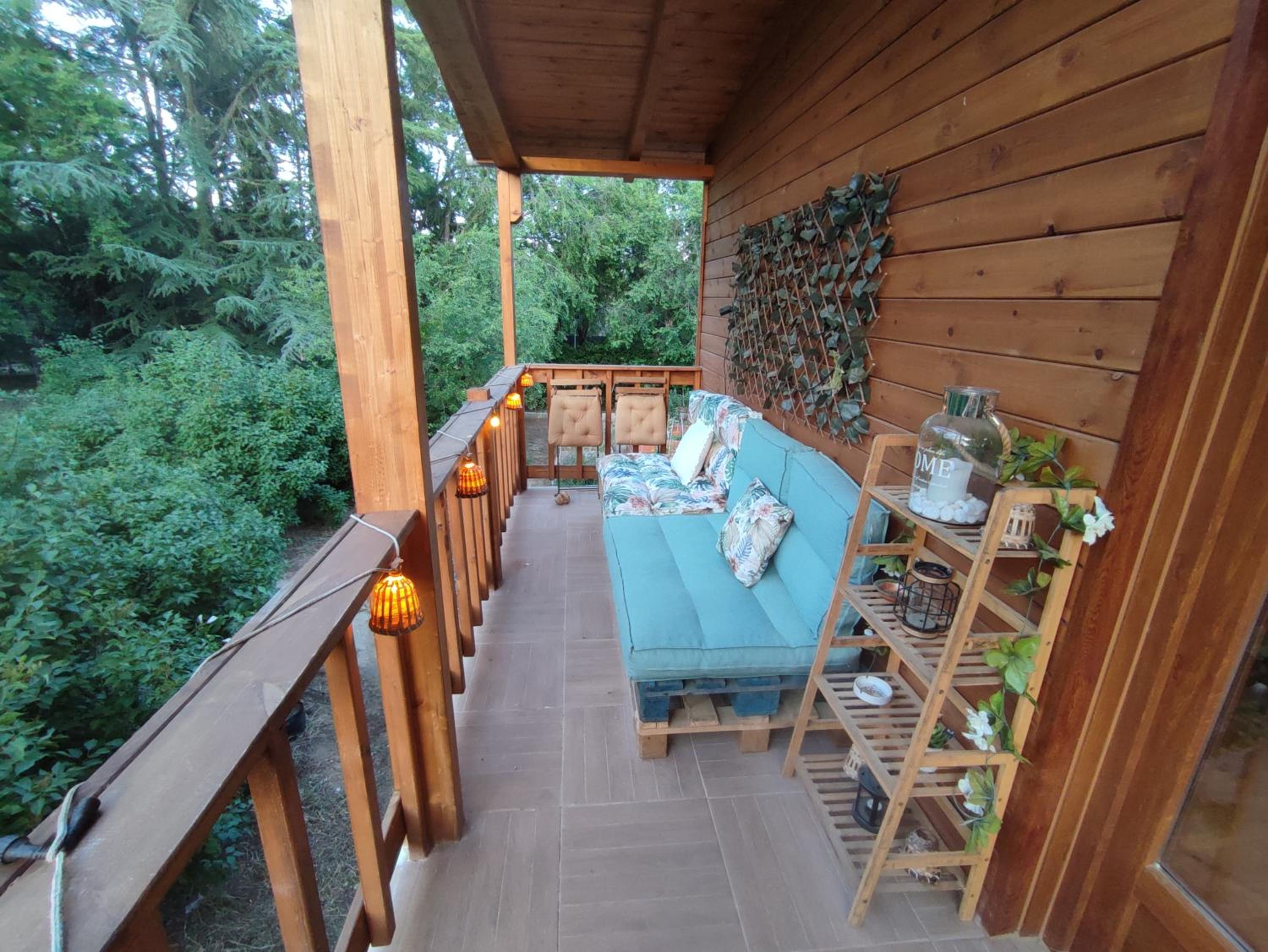 Preciosa cabaña con jardín y barbacoa