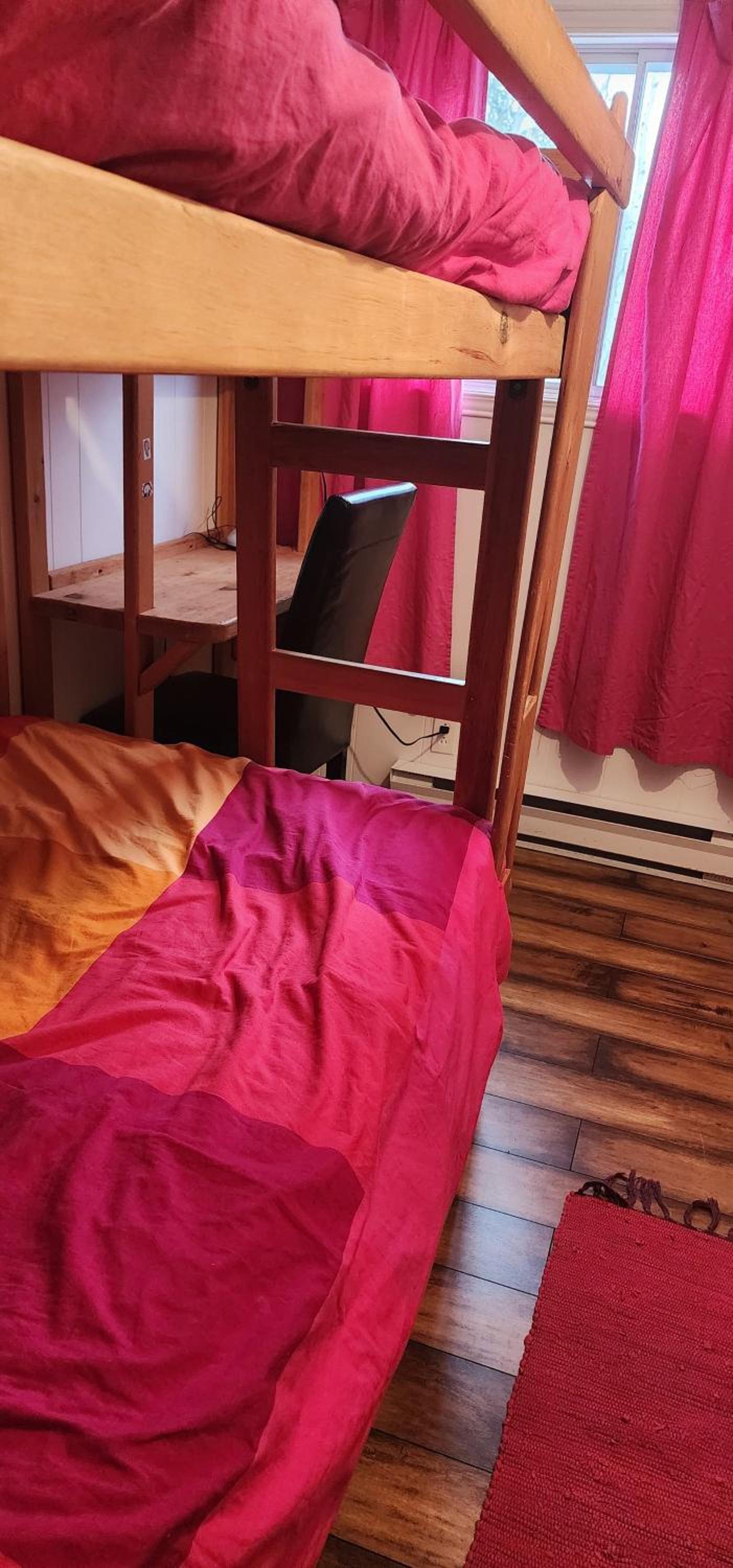 Maison au Pied du Mont Video