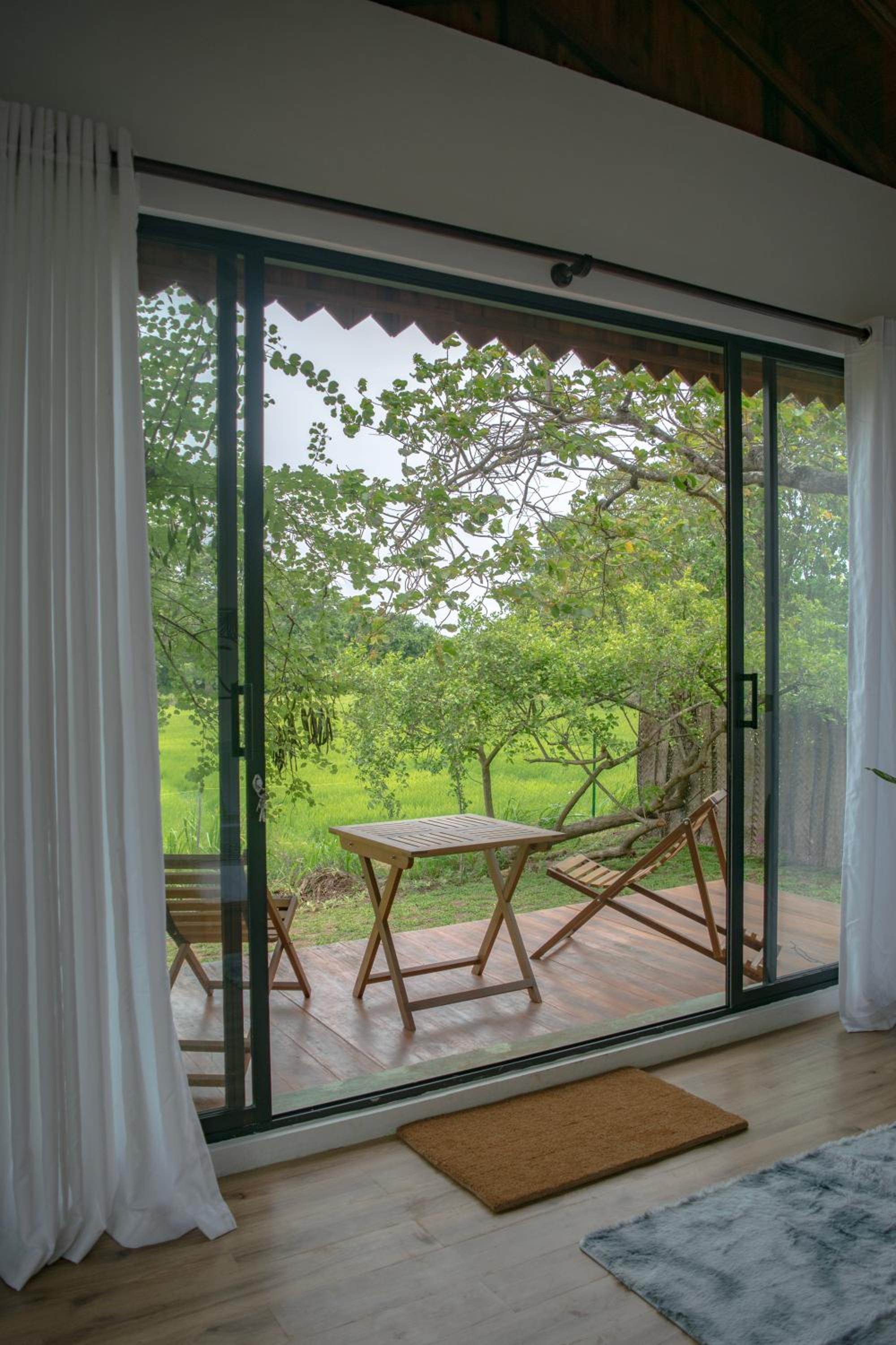 Paarvie Sigiriya