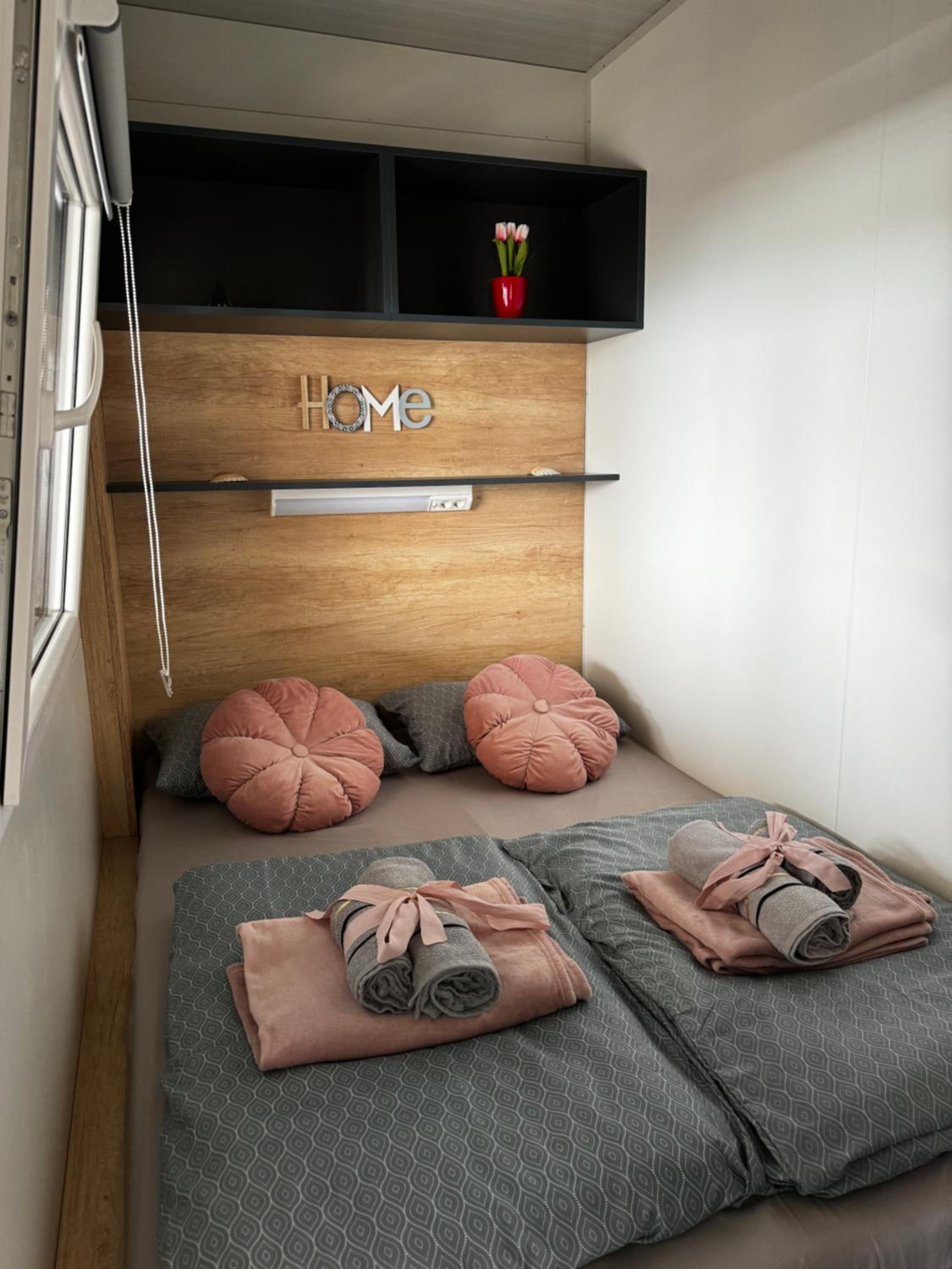 Mobile Home L&L