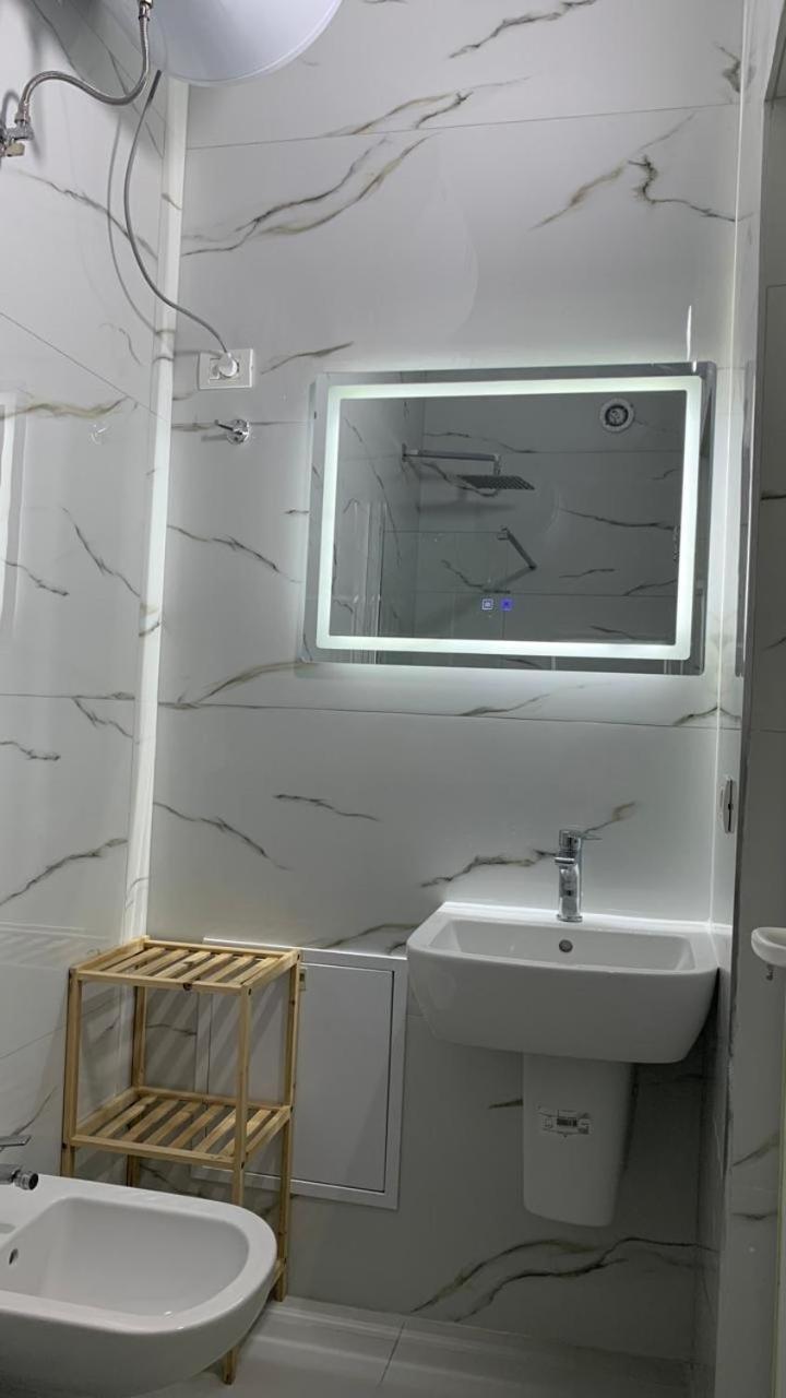 Room sweet Room, Plazh , Durres