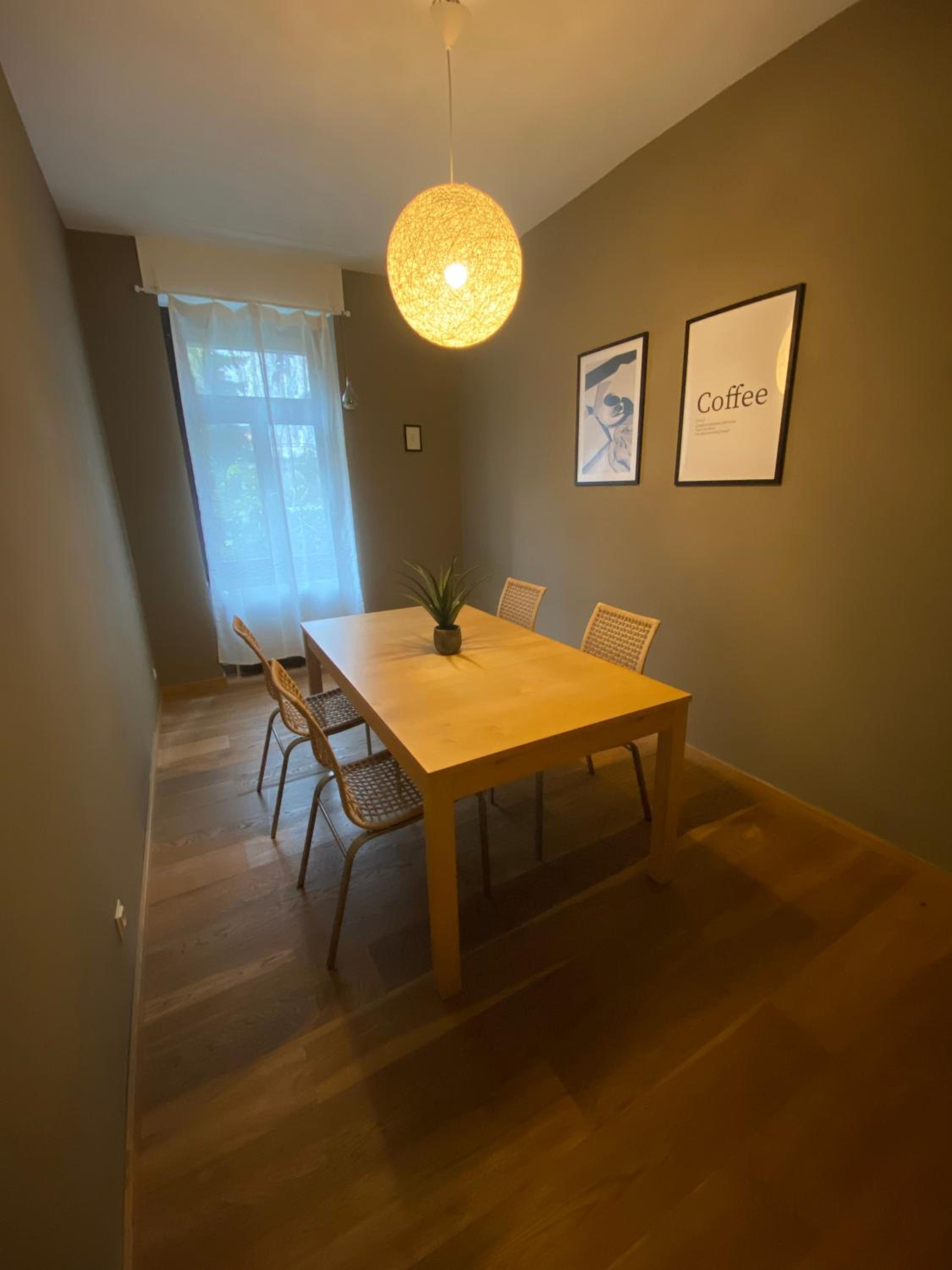 Offenbach Vacations - Modern apartment with stucco Liebig54 - Property Image 4