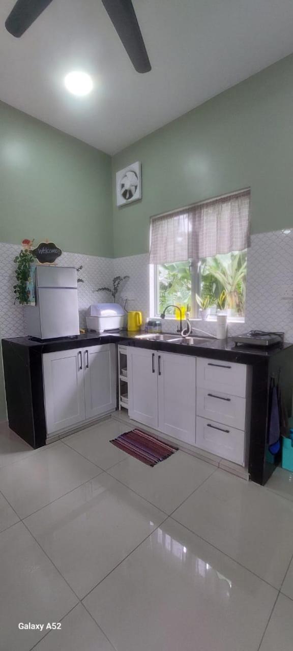Homestay Melaka Kiut 6 to 8 pax