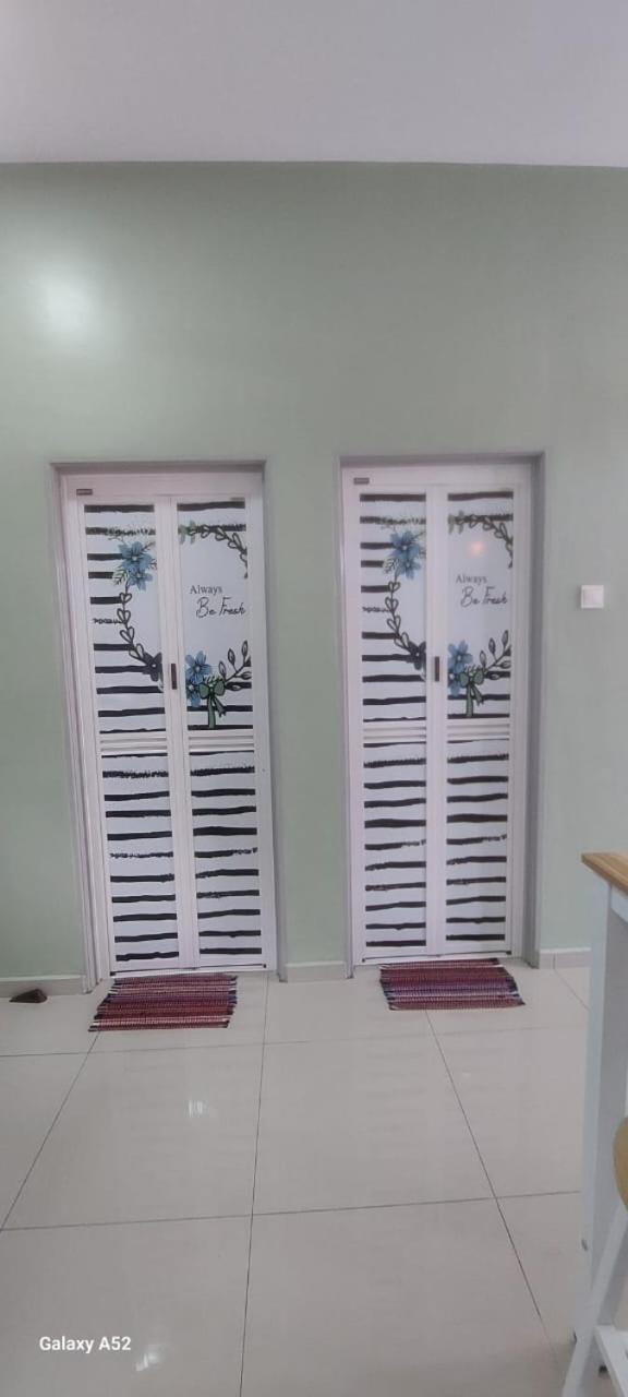Homestay Melaka Kiut 6 to 8 pax