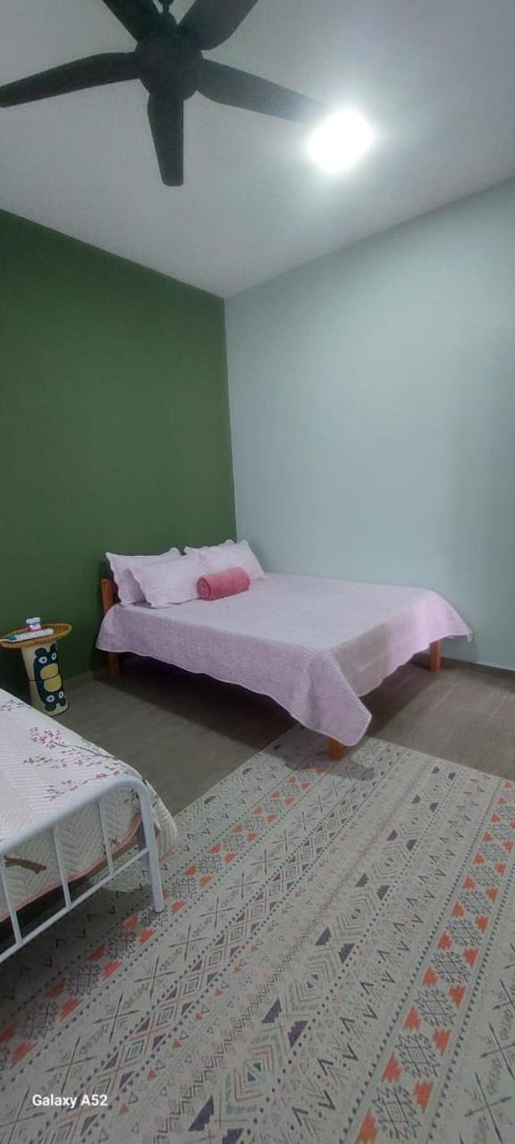 Homestay Melaka Kiut 6 to 8 pax