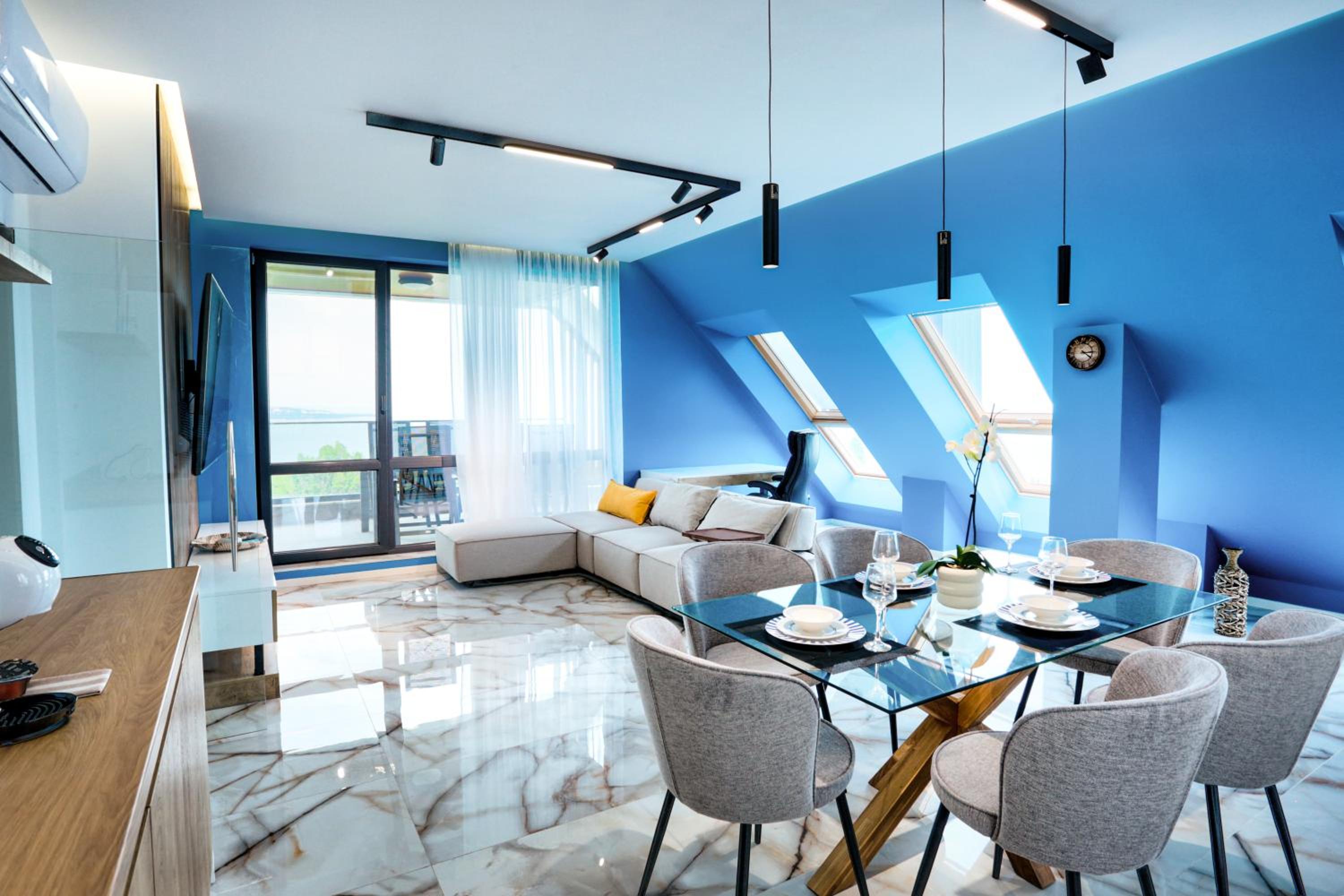 VIP apartment sea view