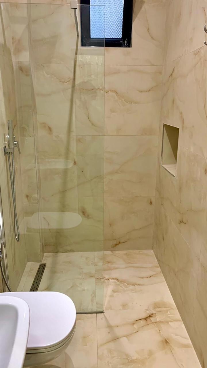 Room sweet Room, Plazh , Durres