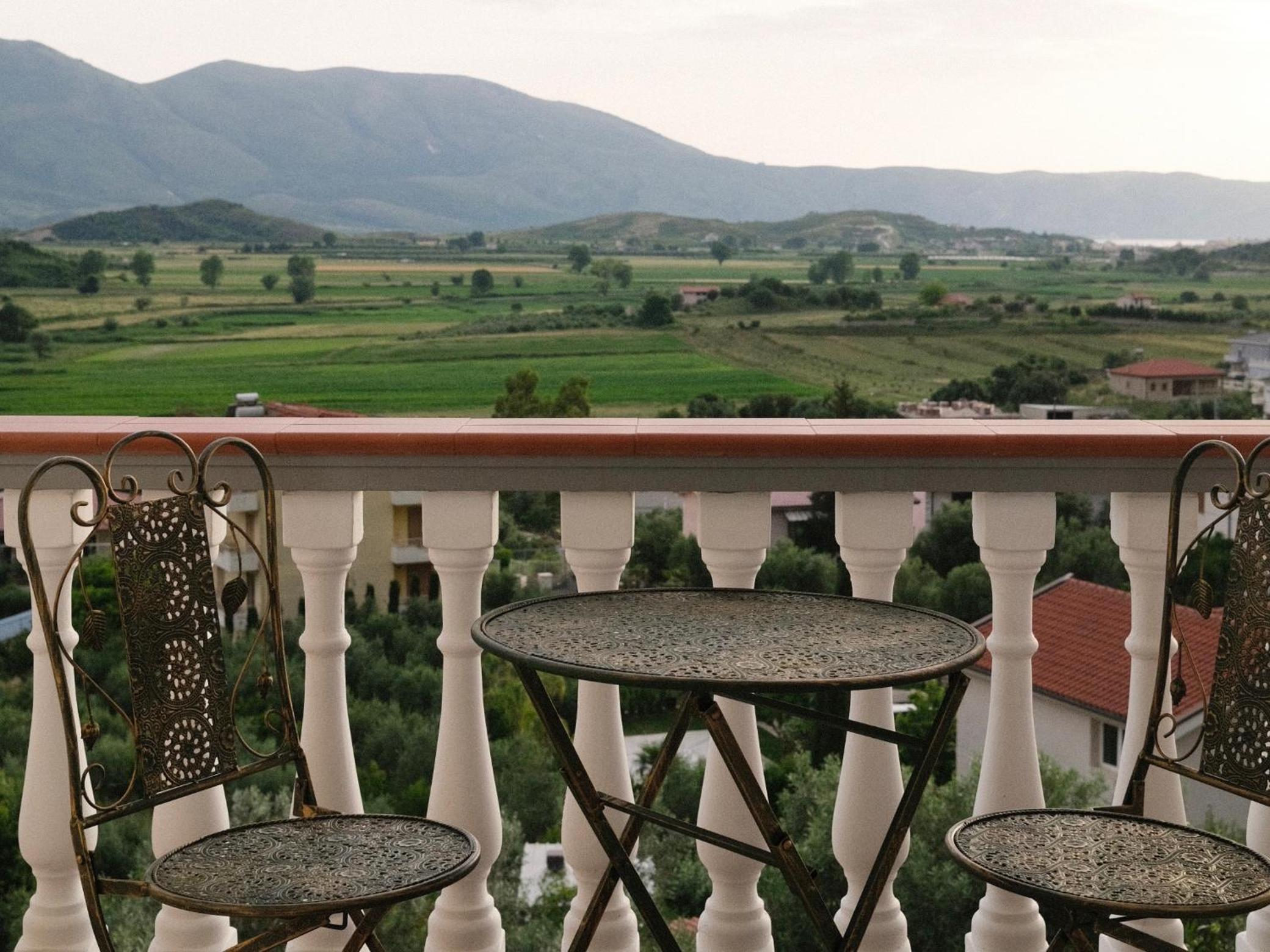 Villa Tragos