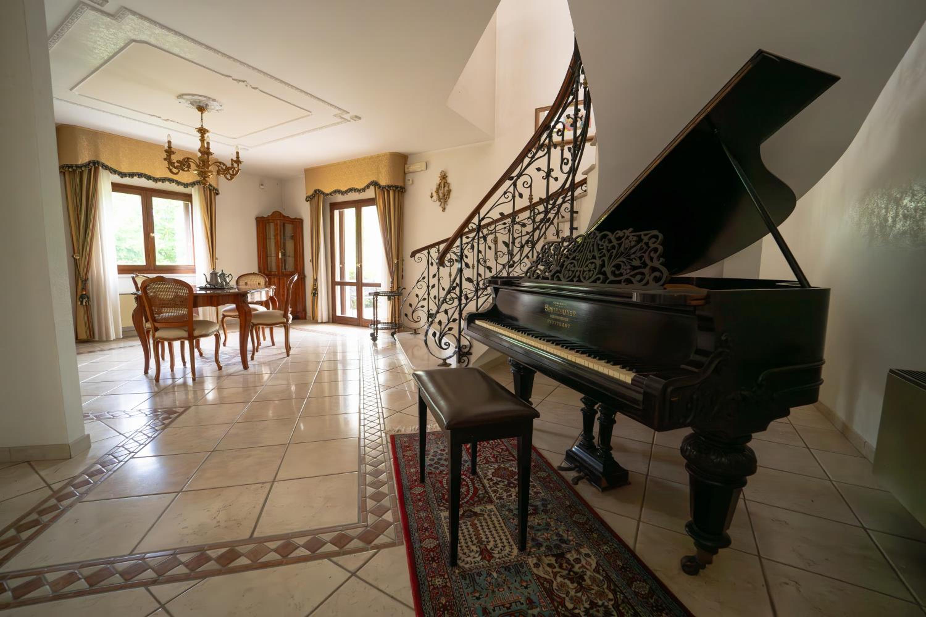Villa Delle More - Villa con piscina Montesilvano view 3